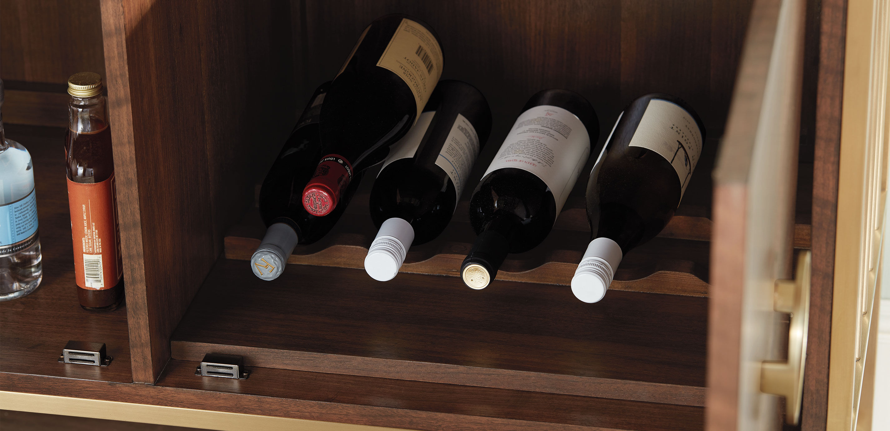 Blyth Bar Cabinet_16