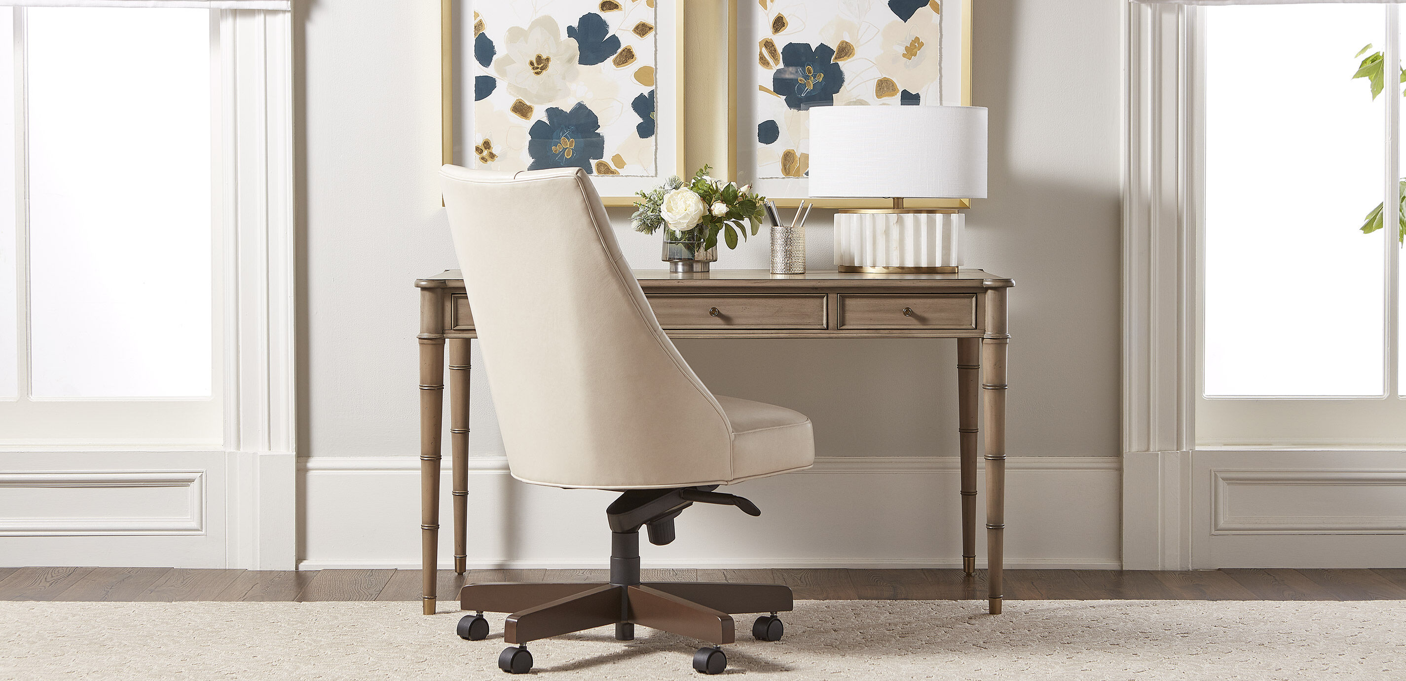 Farida Alabaster Desk Lamp_7