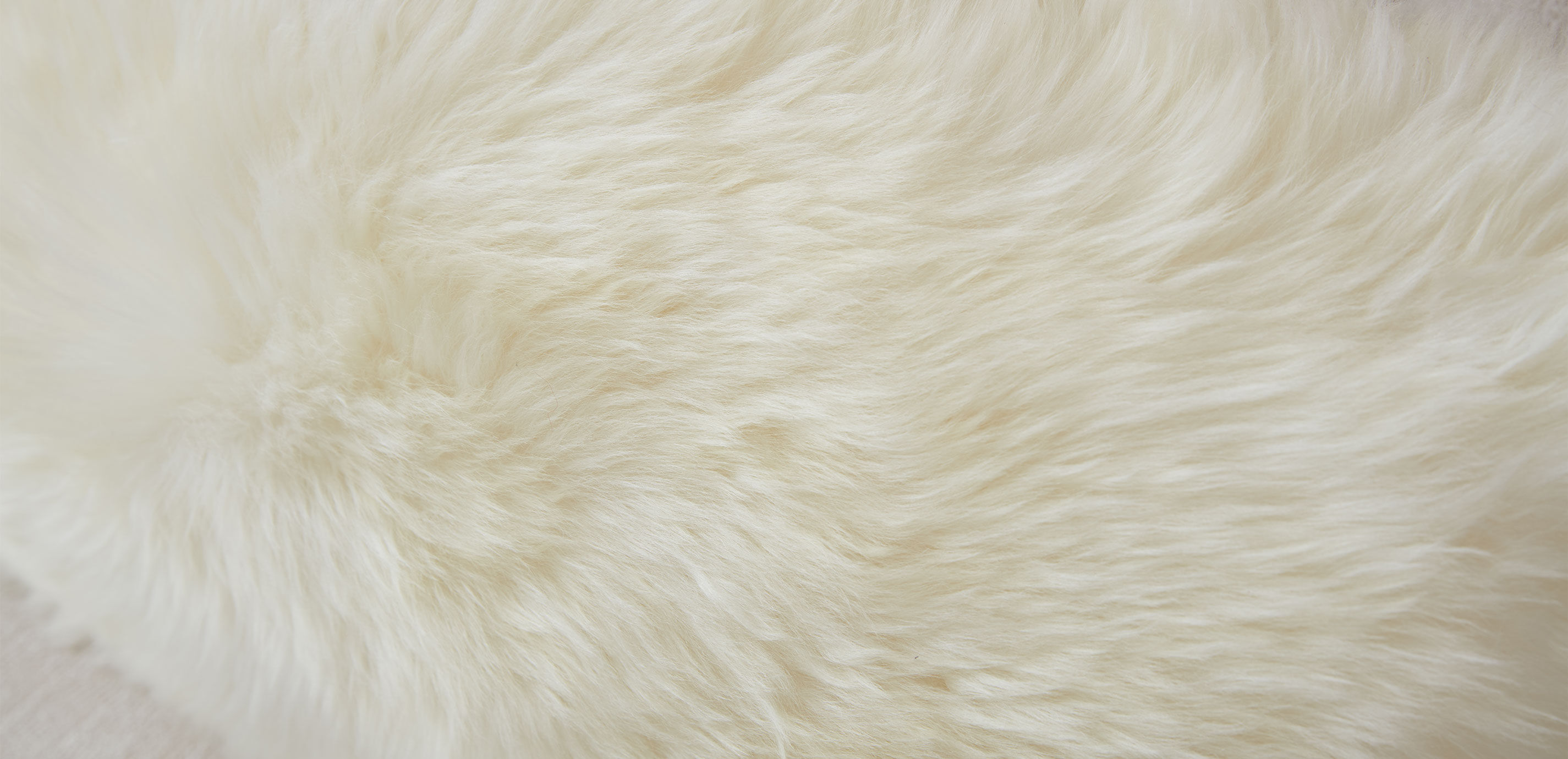 Long Hair Sheepskin Lumbar Pillow_3