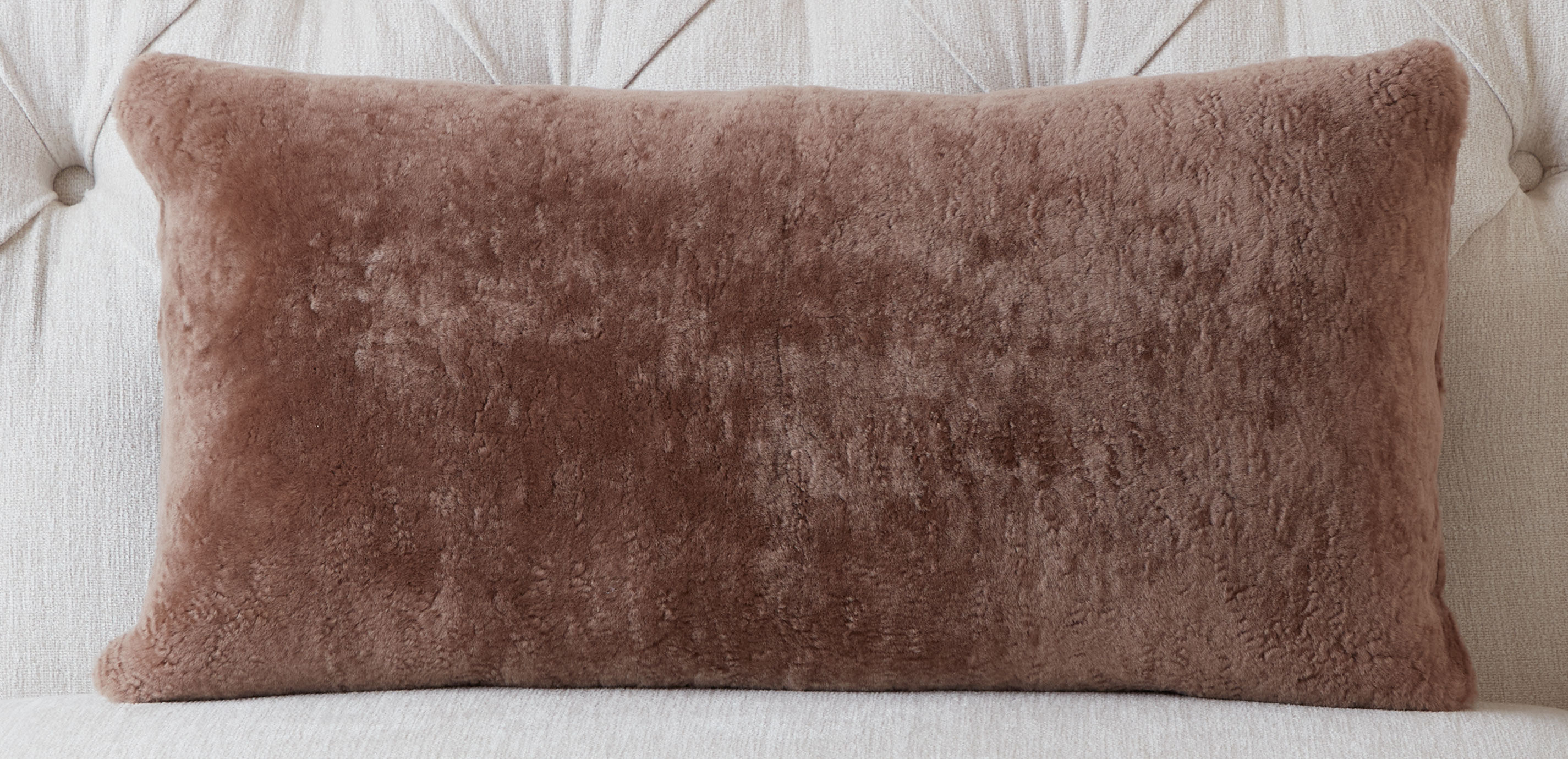 Sheared Sheepskin Lumbar Pillow_2