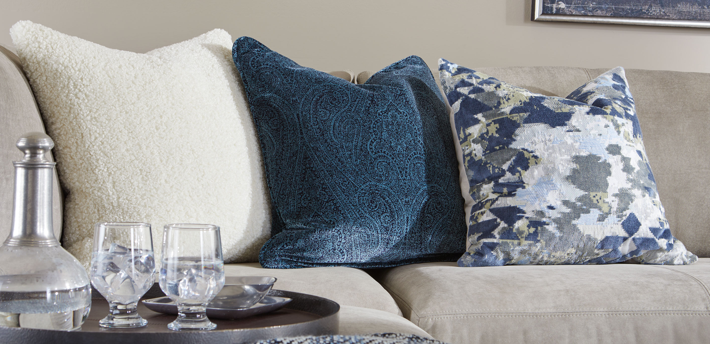 Mixed Blue Abstract Pillow_5