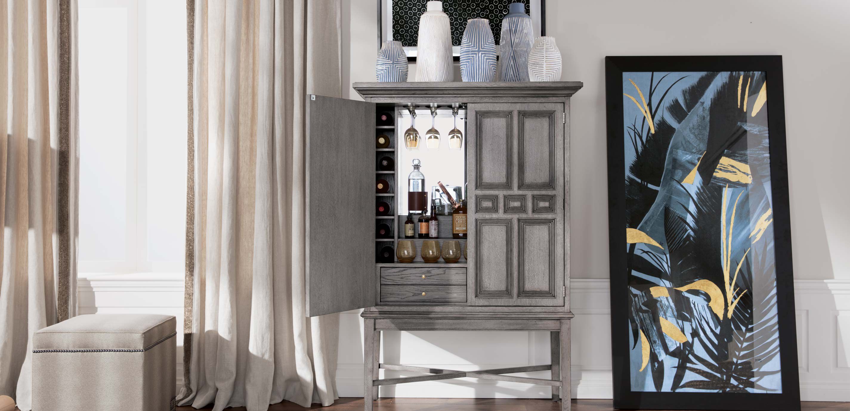 Carys Bar Cabinet_11