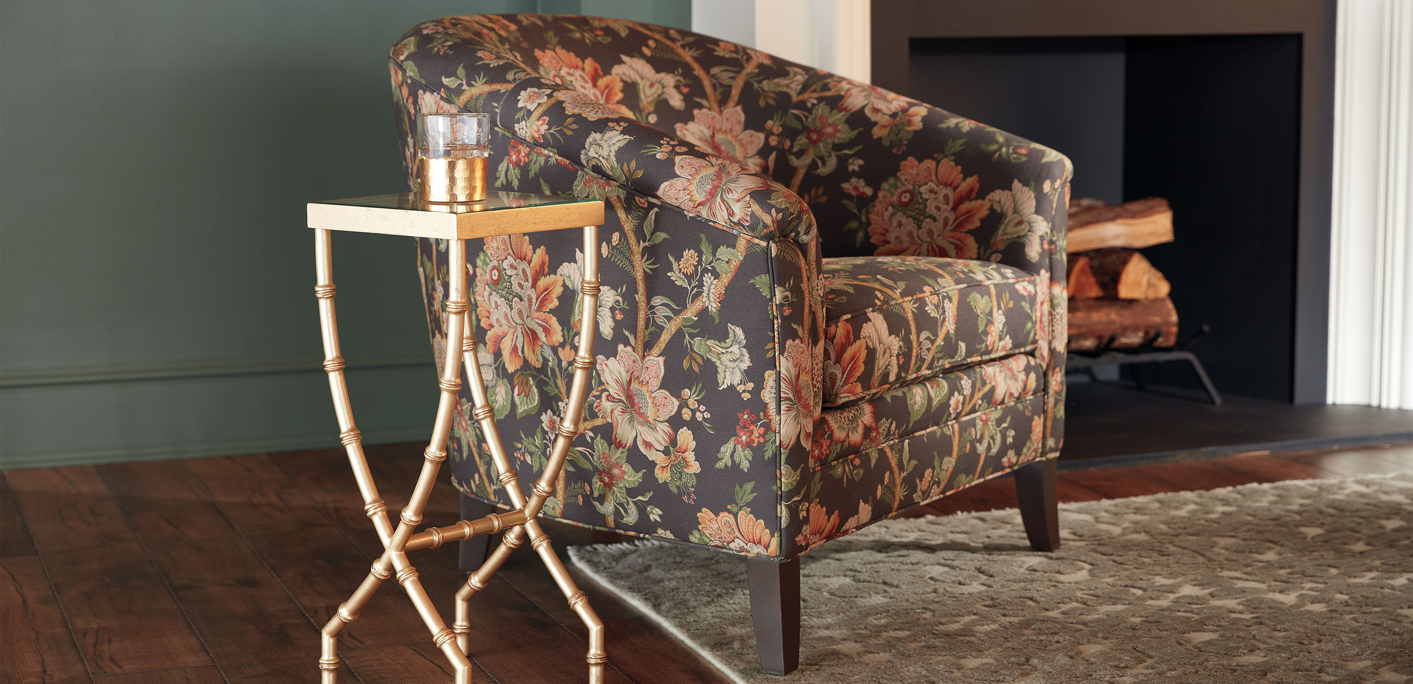 Kala Martini Drink Table_8