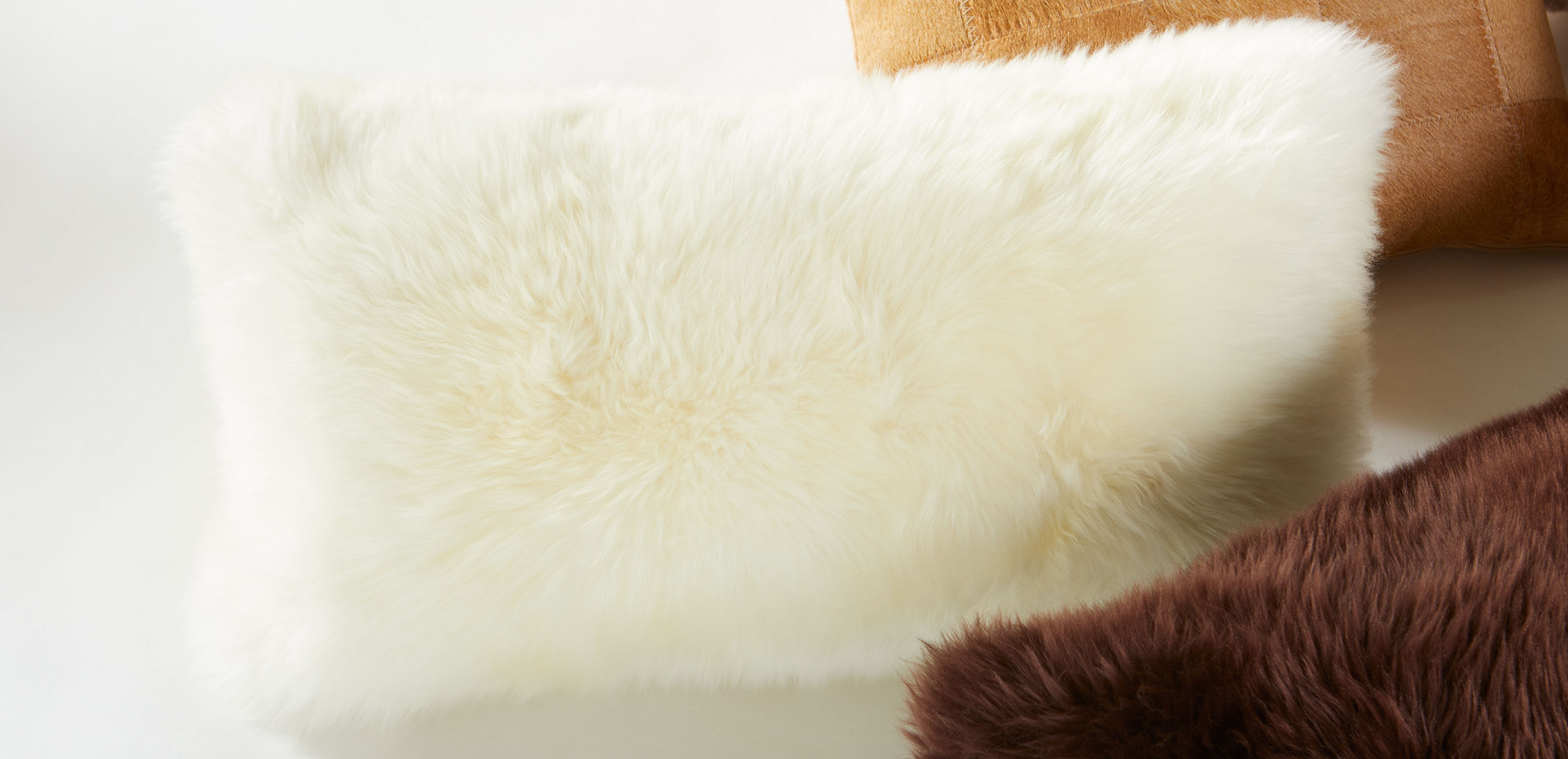 Long Hair Sheepskin Lumbar Pillow_4