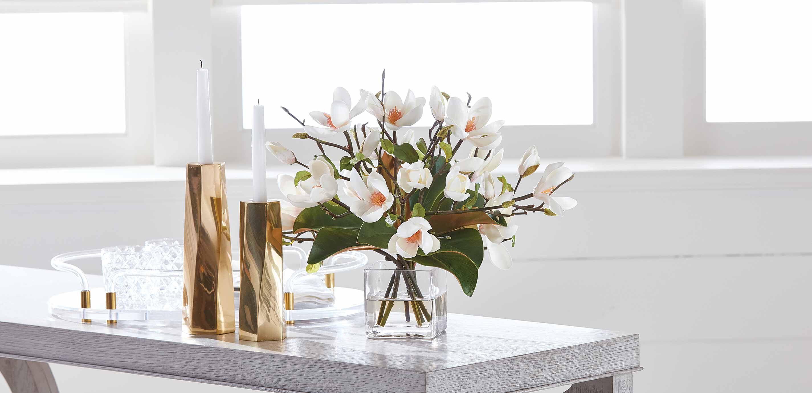 Magnolia Foliage Watergarden in Glass Cube_8