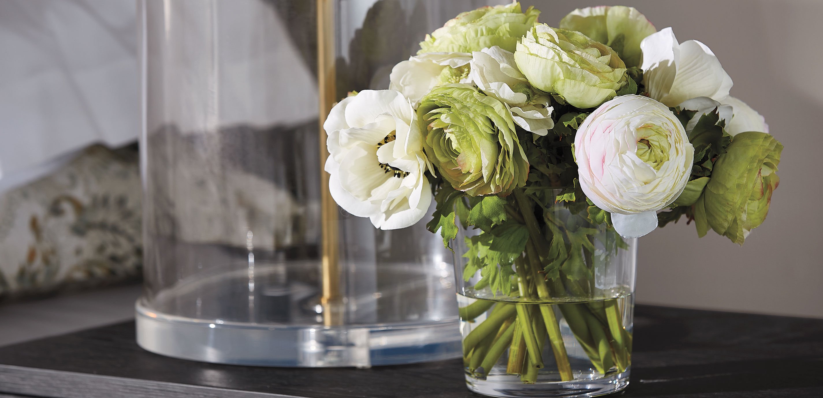 Ranunculus & Poppies in Vase_2