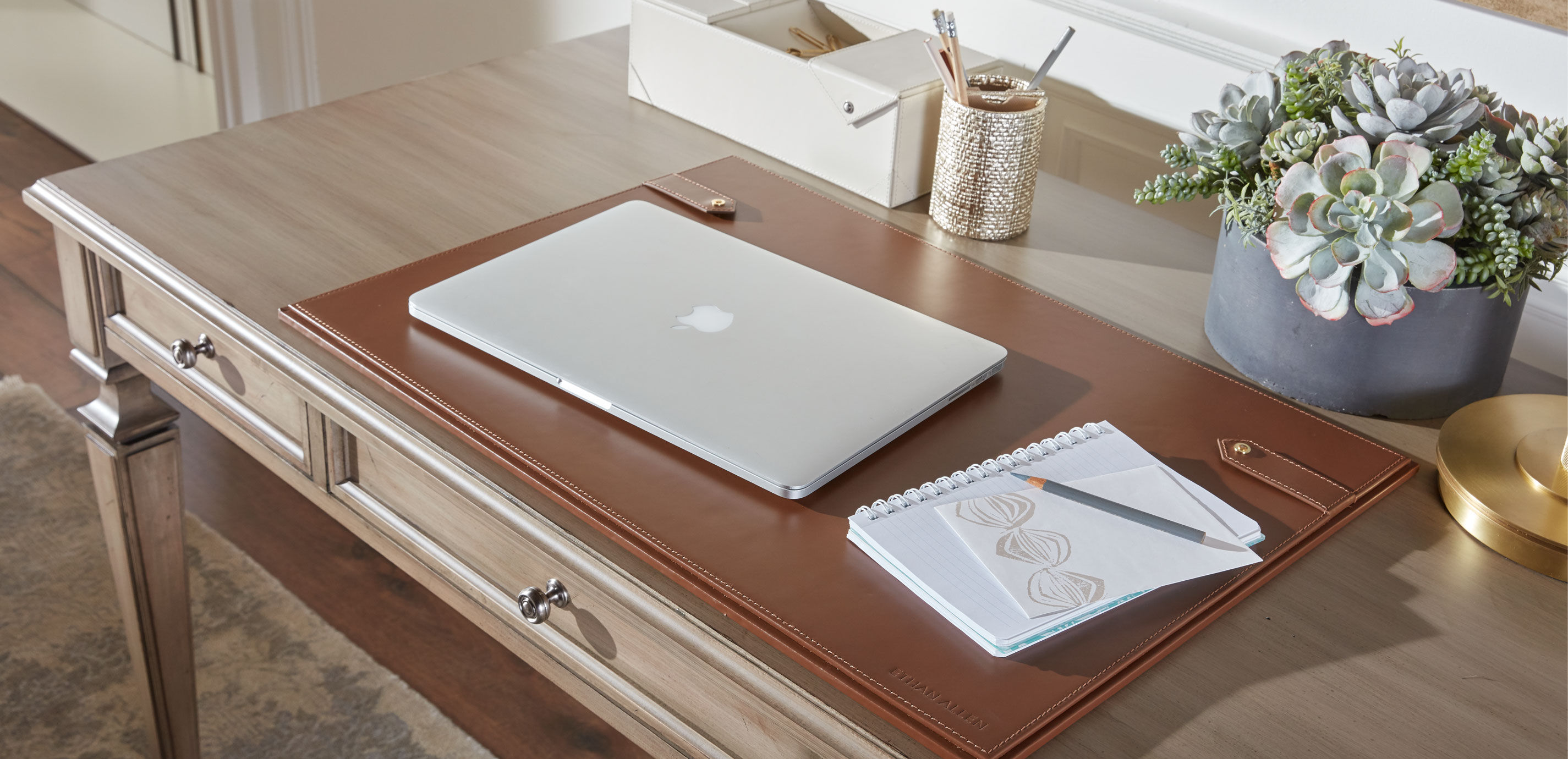 Custom Square-Corner Home Office Desk_8