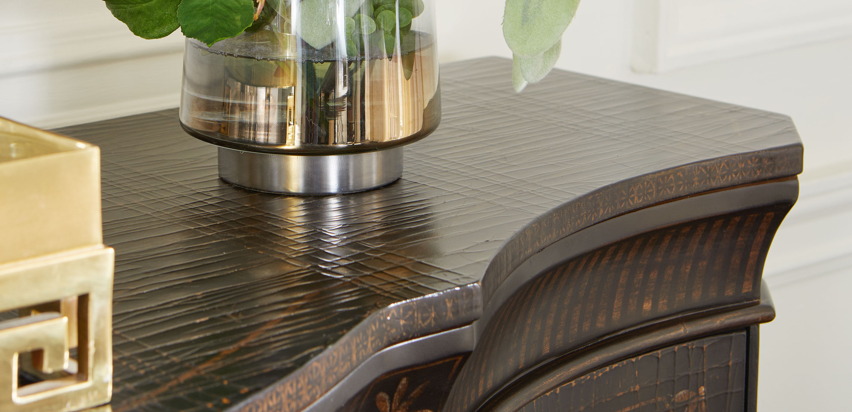 Vivianne Serpentine Console_6