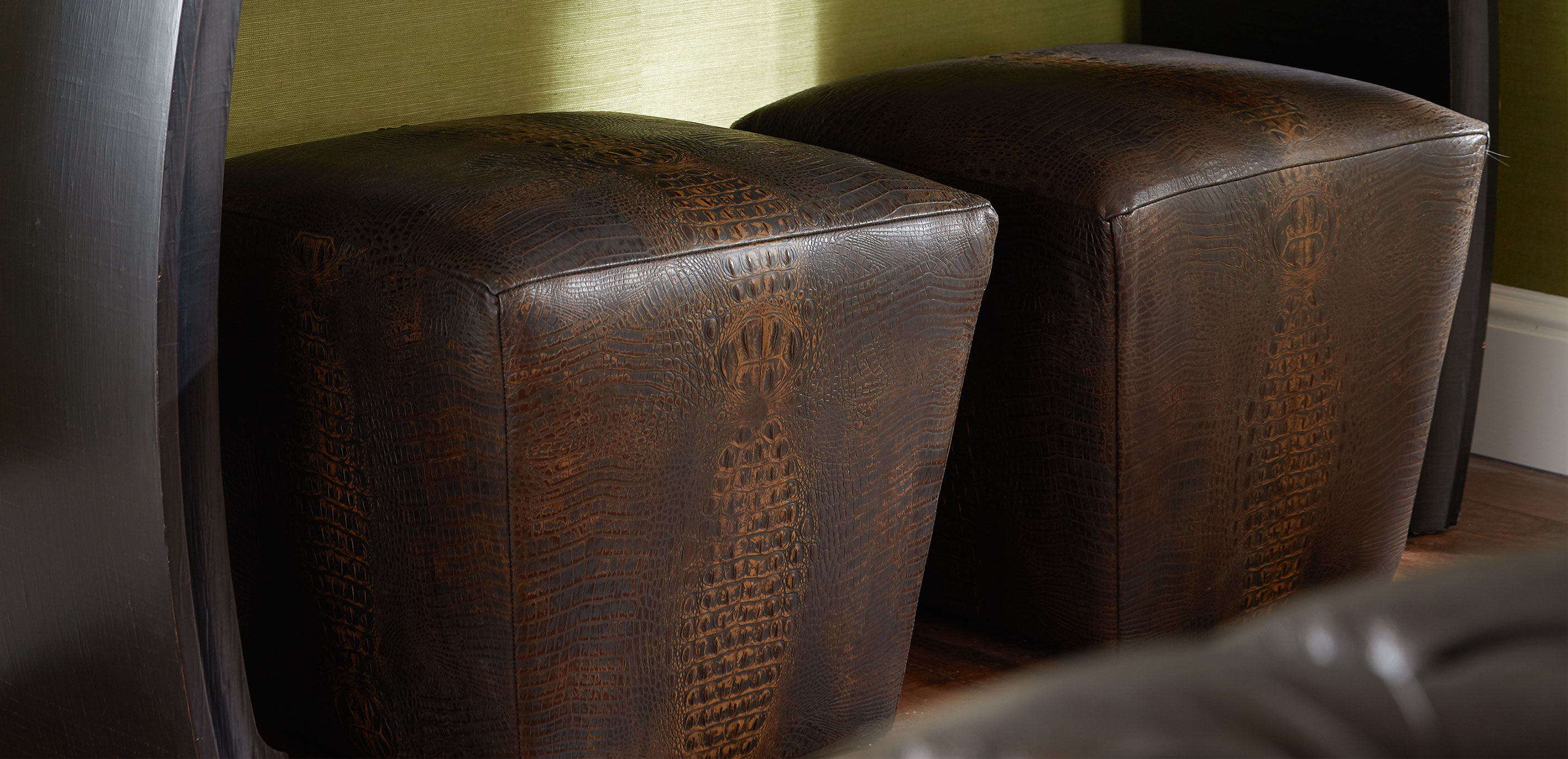 Bayou Brown Leather_2