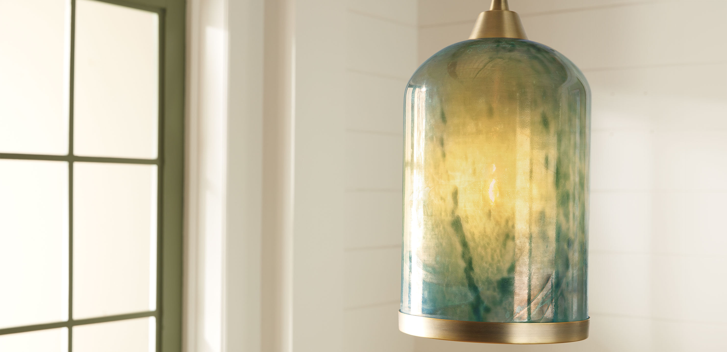 Marian Blown-Glass Pendant_4