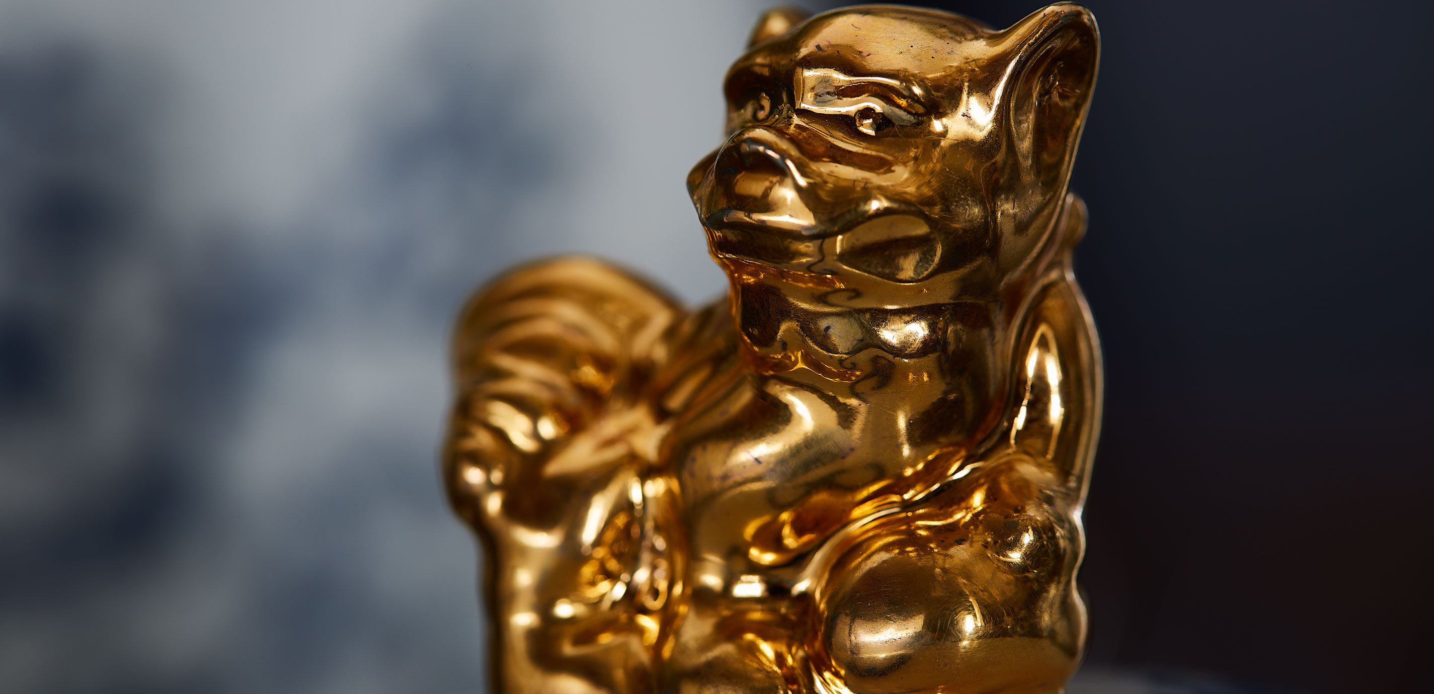 Foo Garden Porcelain Jar_2