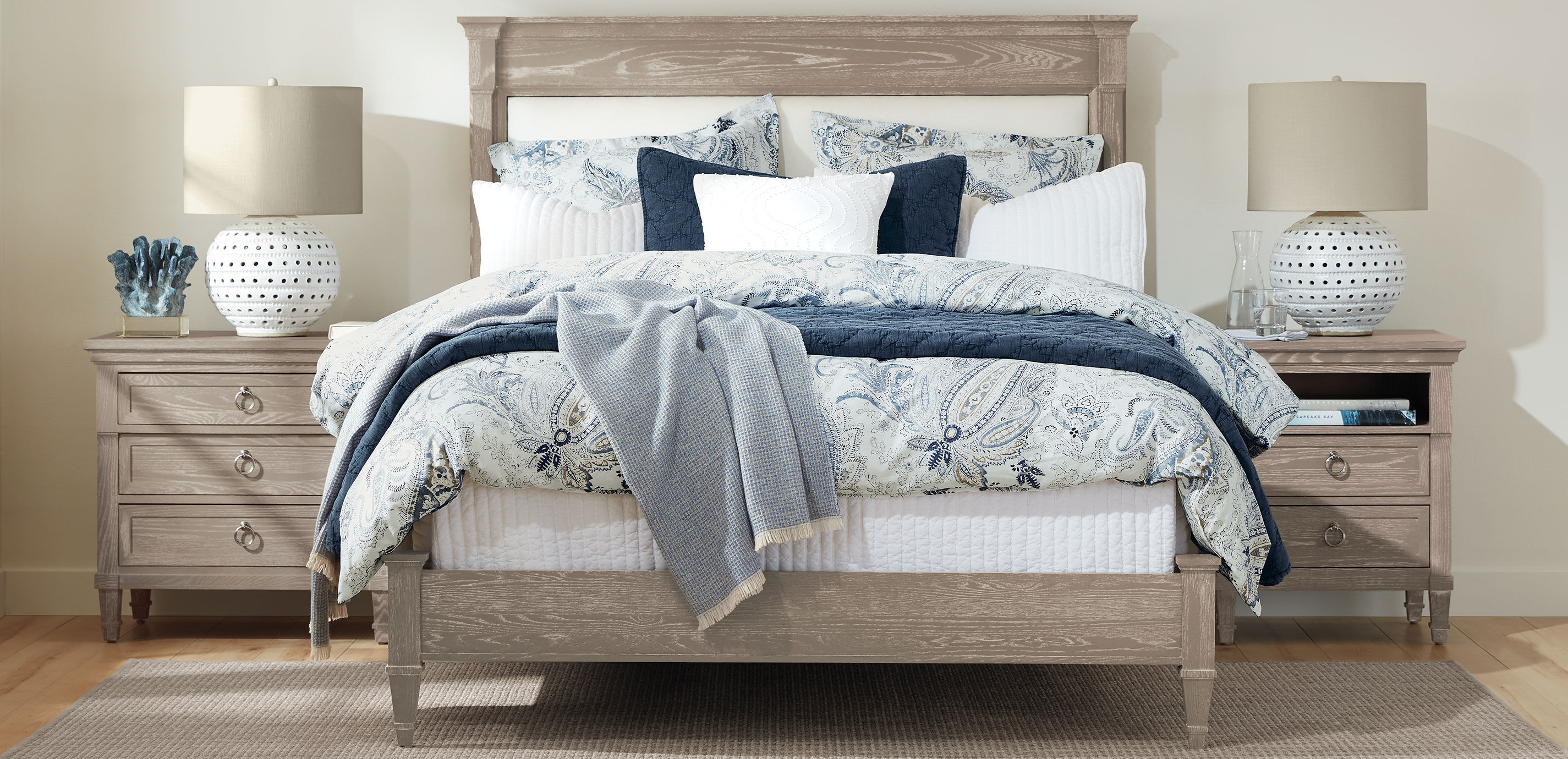 Knotted Ogee Pillow_7