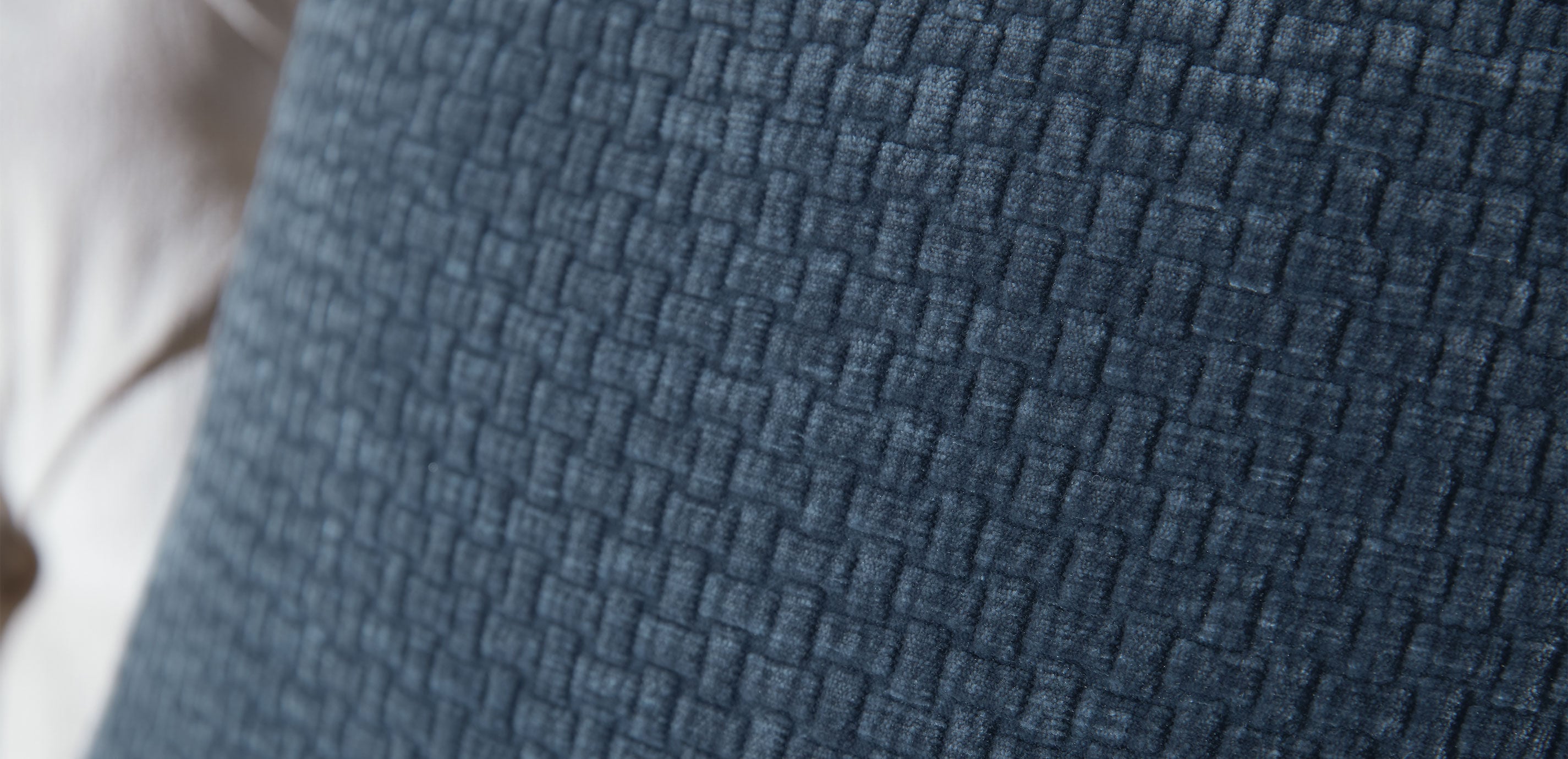 Basketweave Velvet Pillow_3