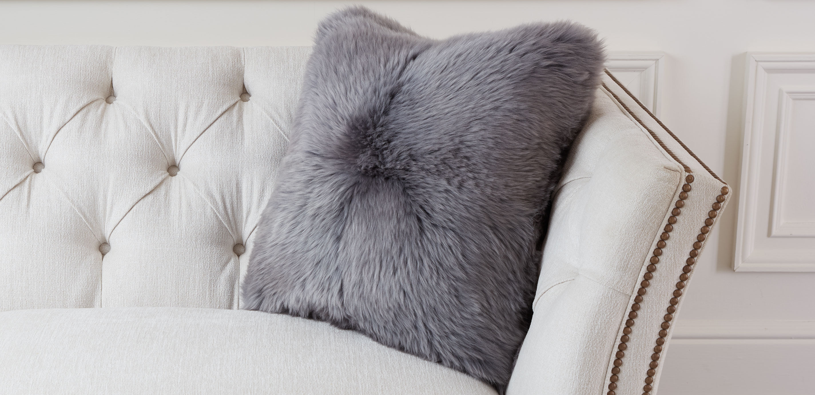 Long Hair Sheepskin Pillow_2