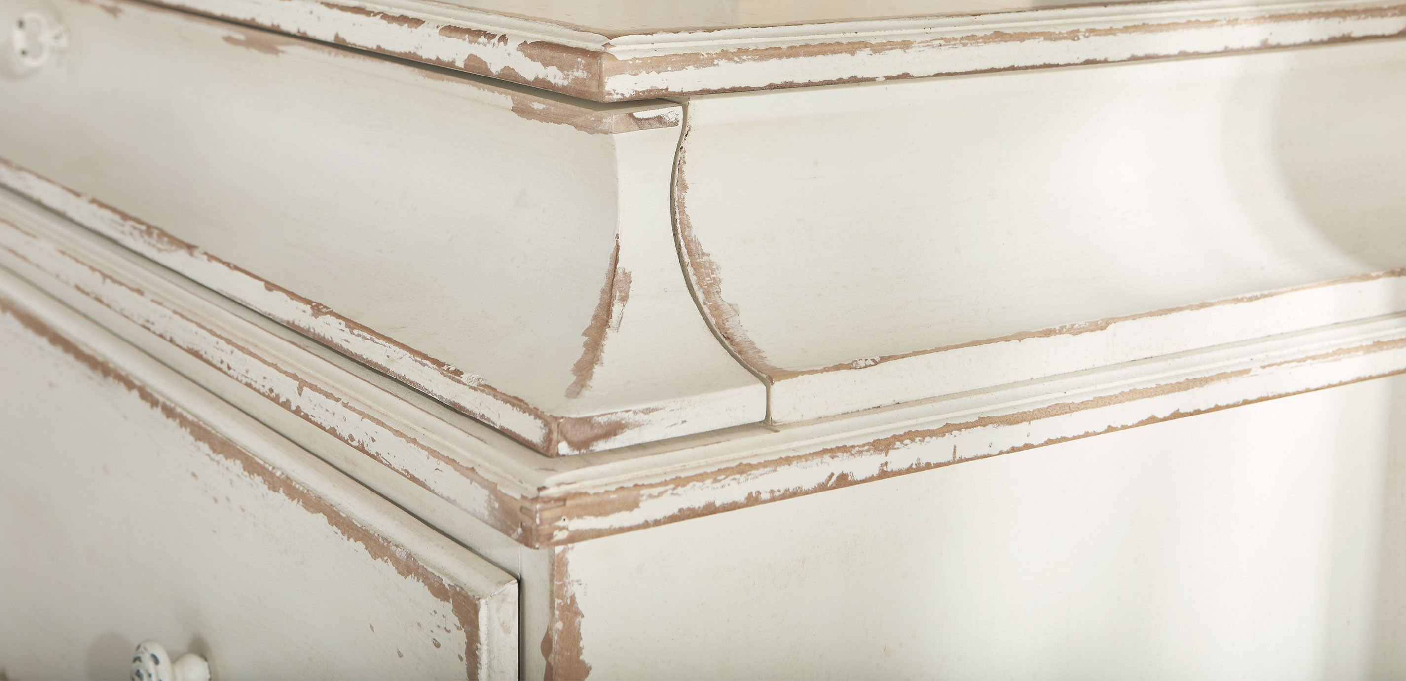 Leora Antiqued White Tall Chest_5
