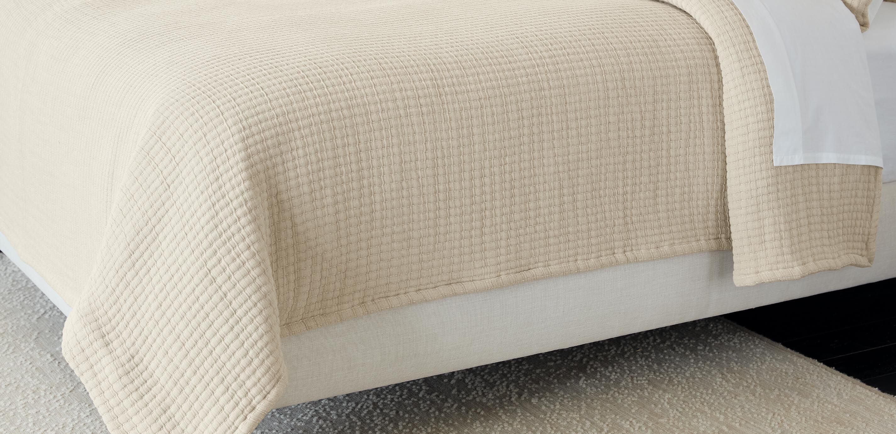 Dash Quilted Coverlet Set_3