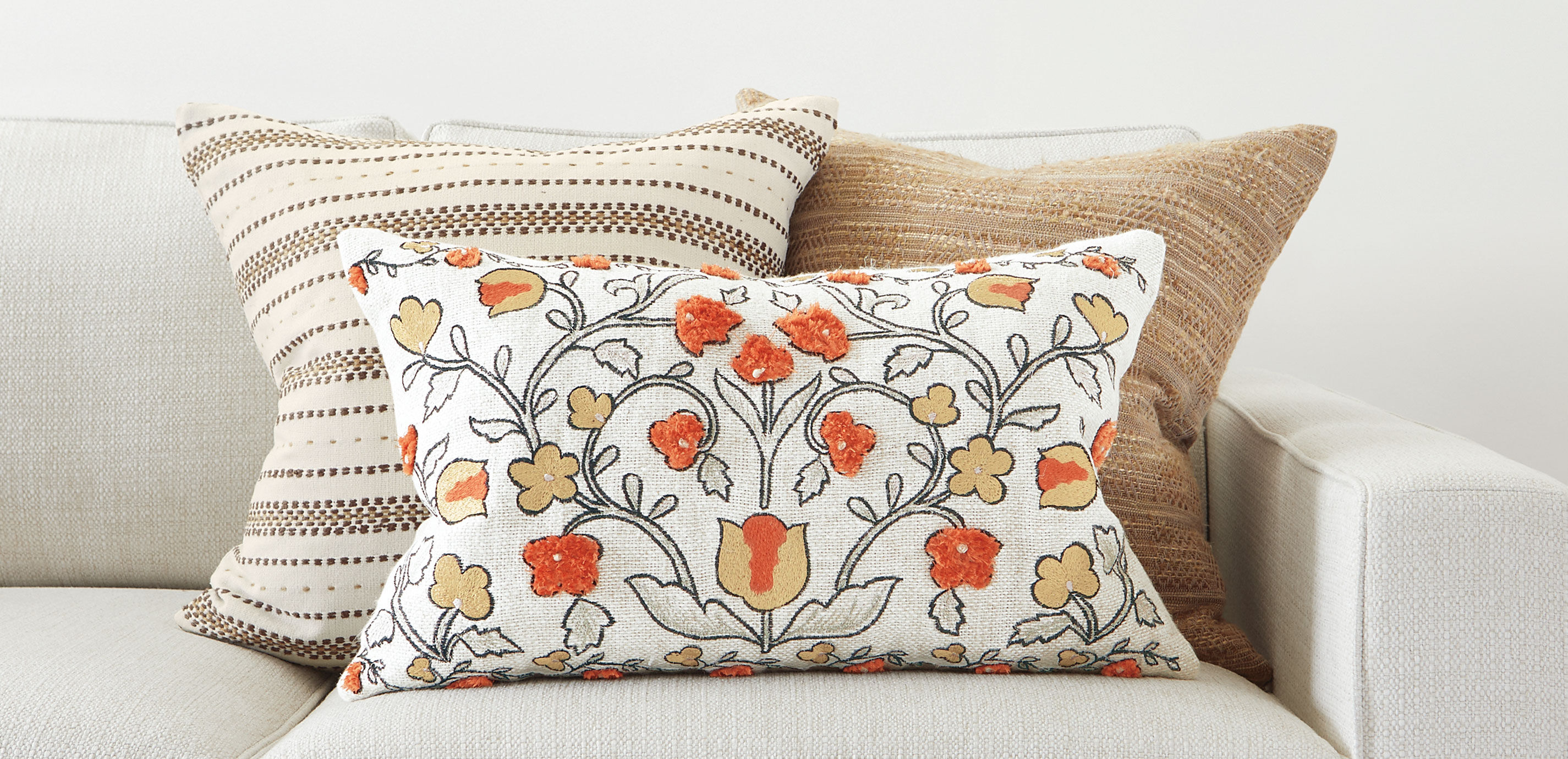 Pixel Stripe Pillow_4