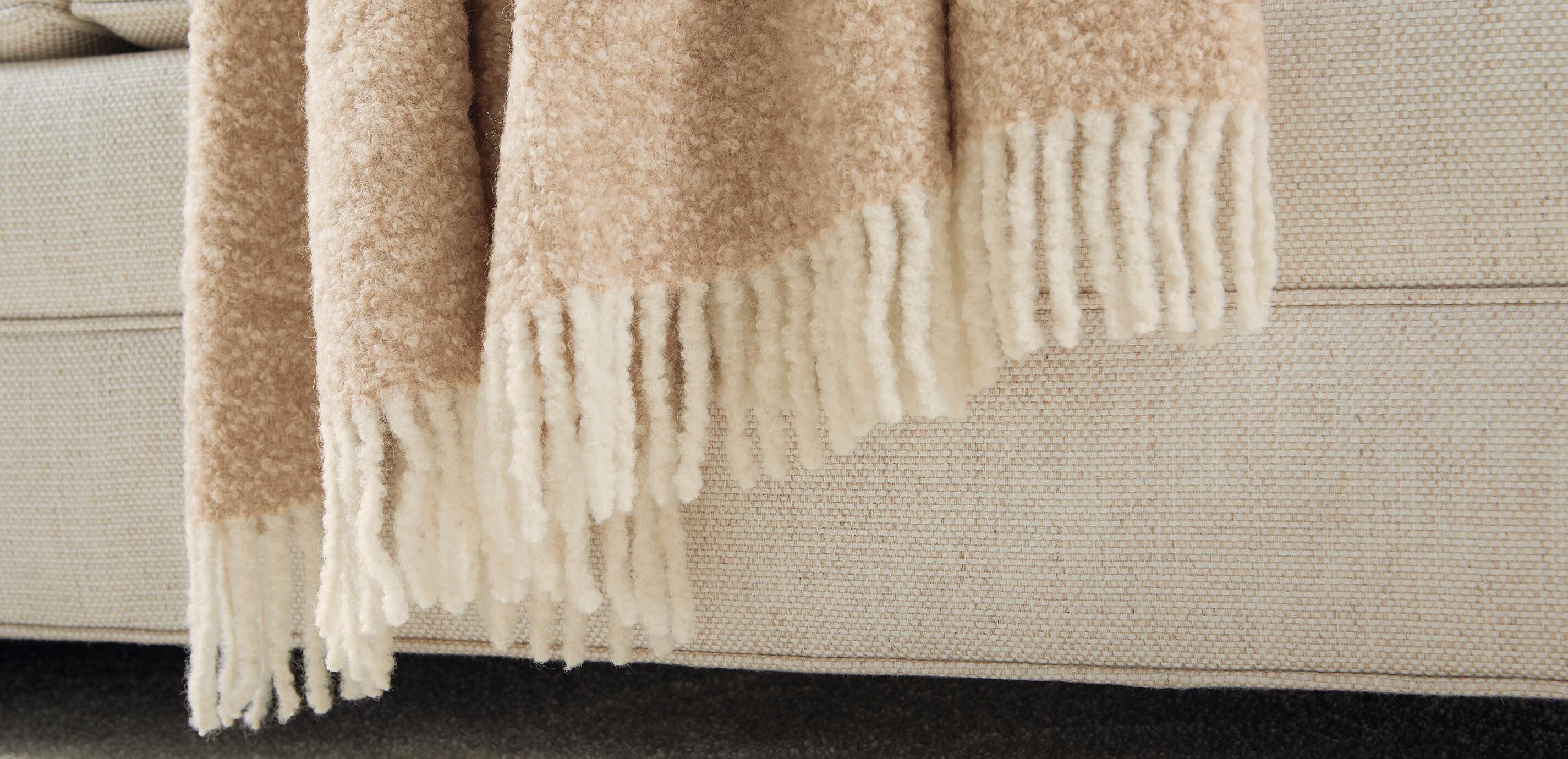 Mixed Boucl&eacute; Alpaca Throw_2