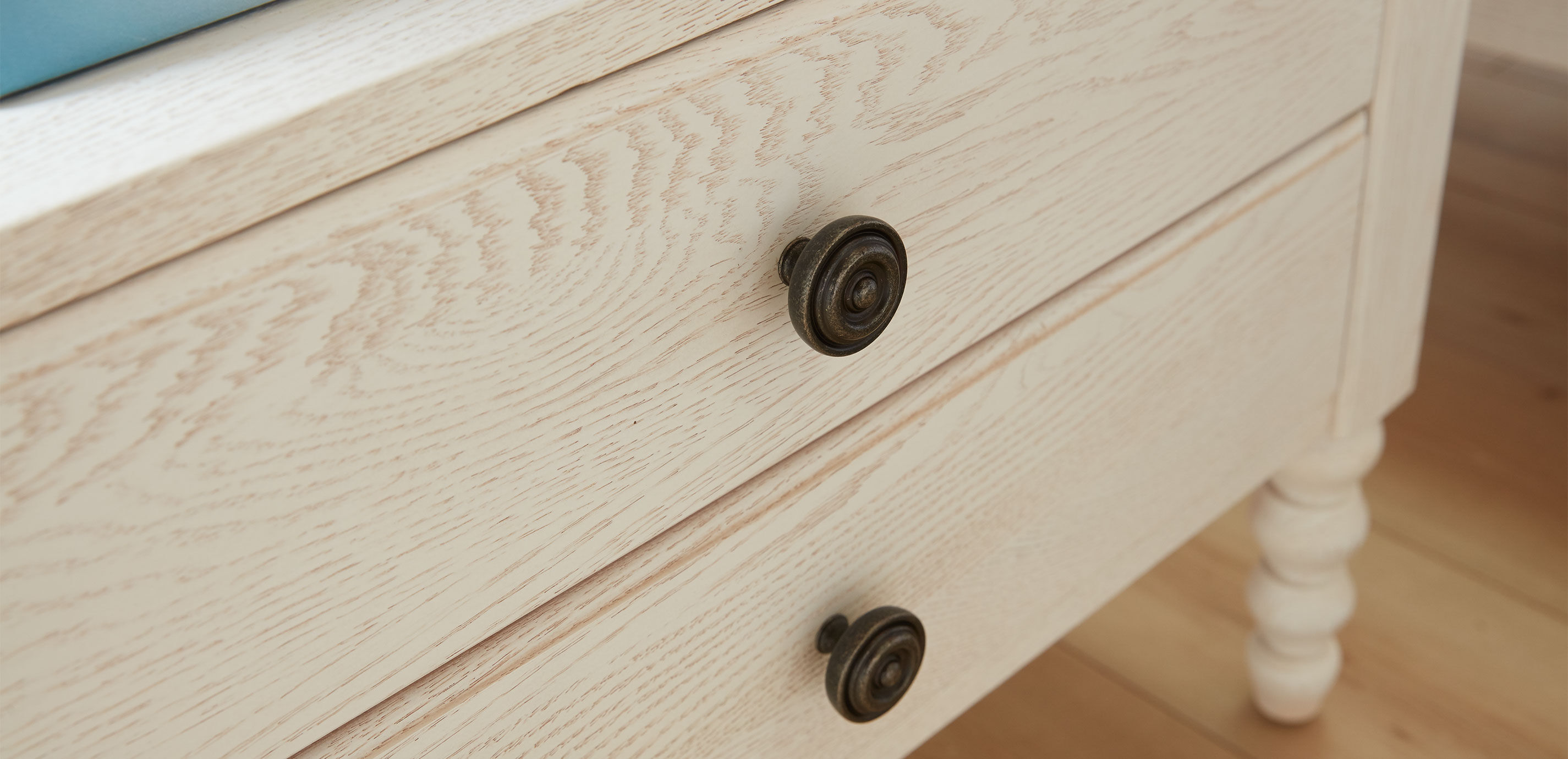 Oak Cirrus White (721) Finish Sample_2