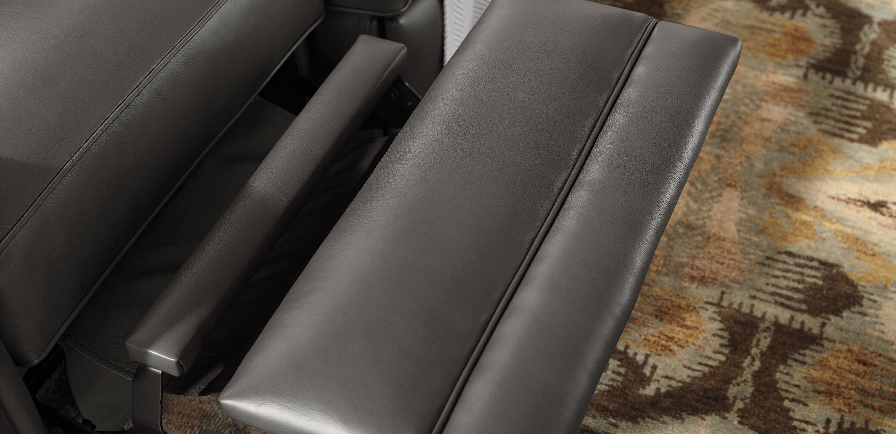 Omni Charcoal Leather_3