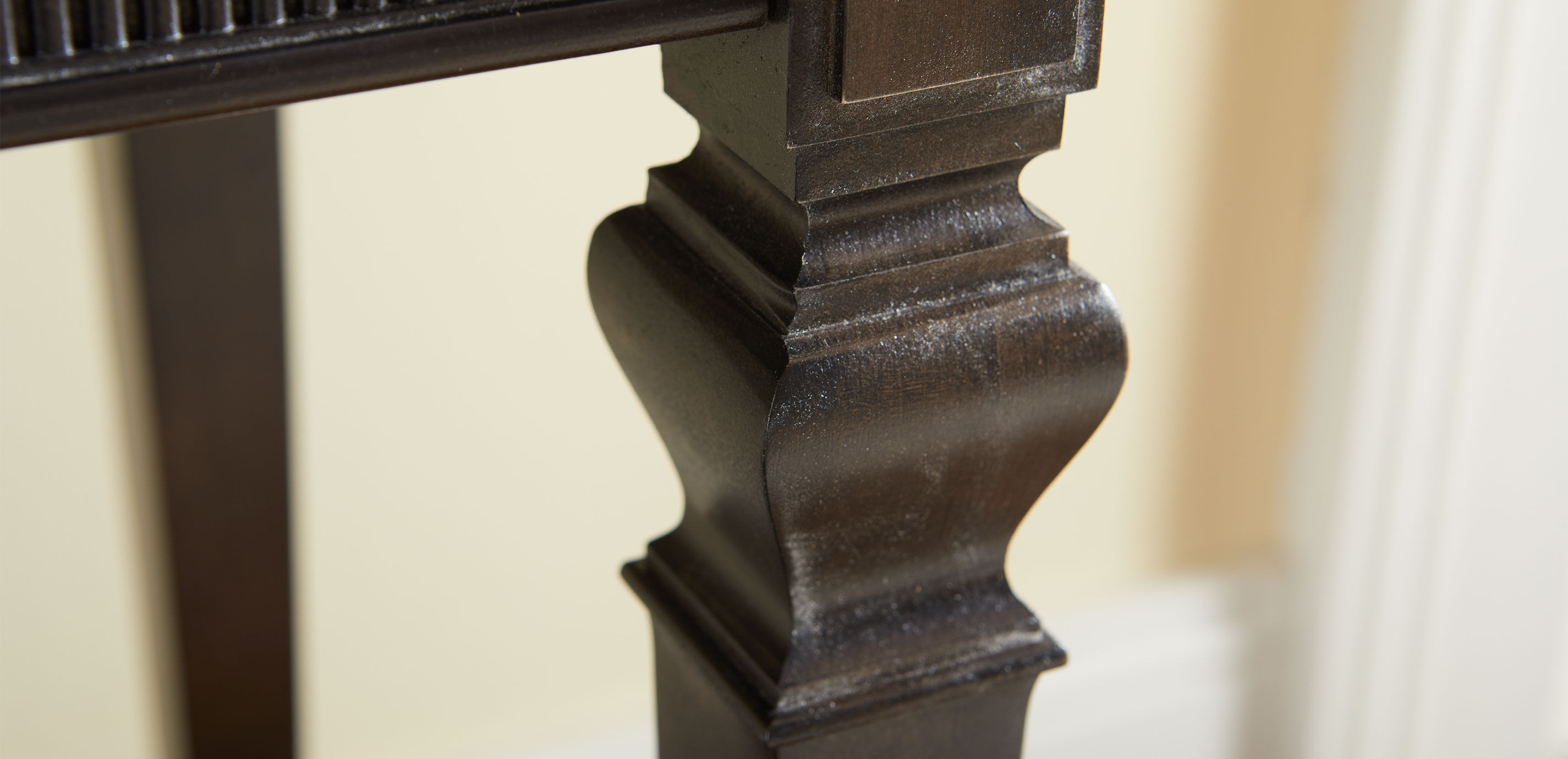 Fortunae Console Table_11