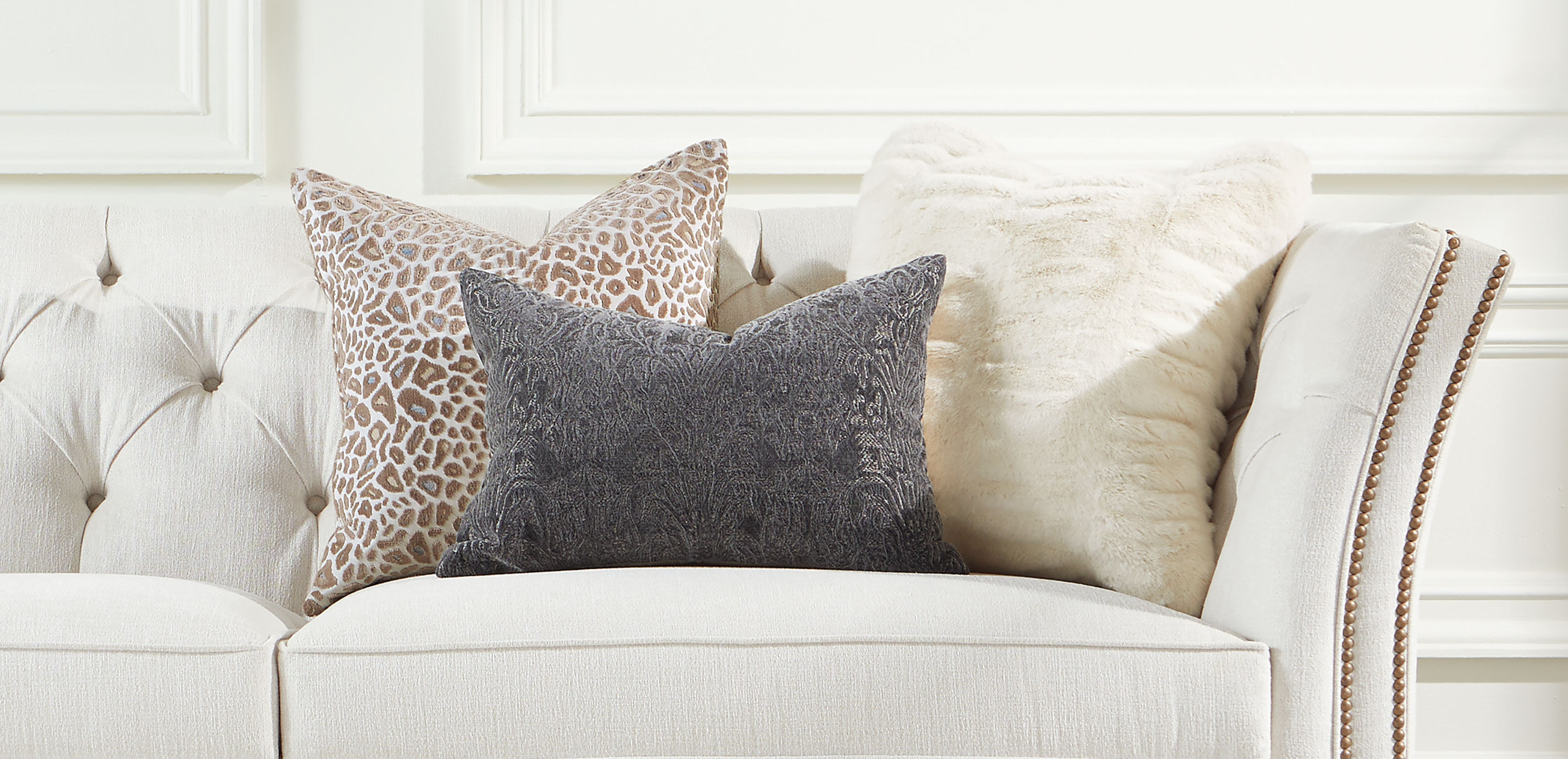 Faux Fur Mink Ruched Pillow_2