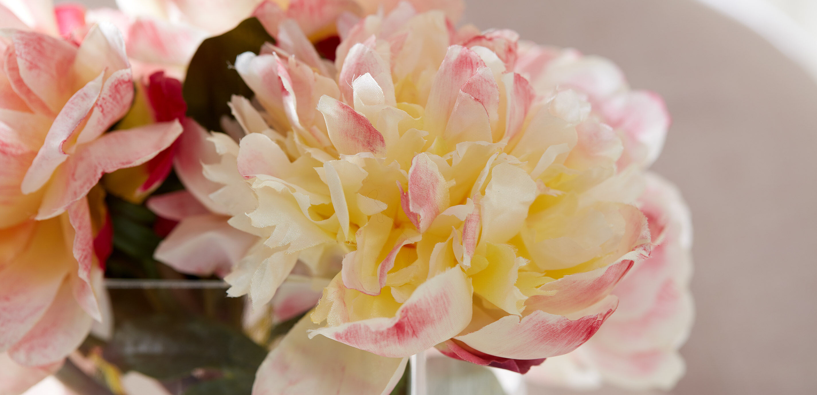 Peach Peonies in Rectangular Glass Vase_2