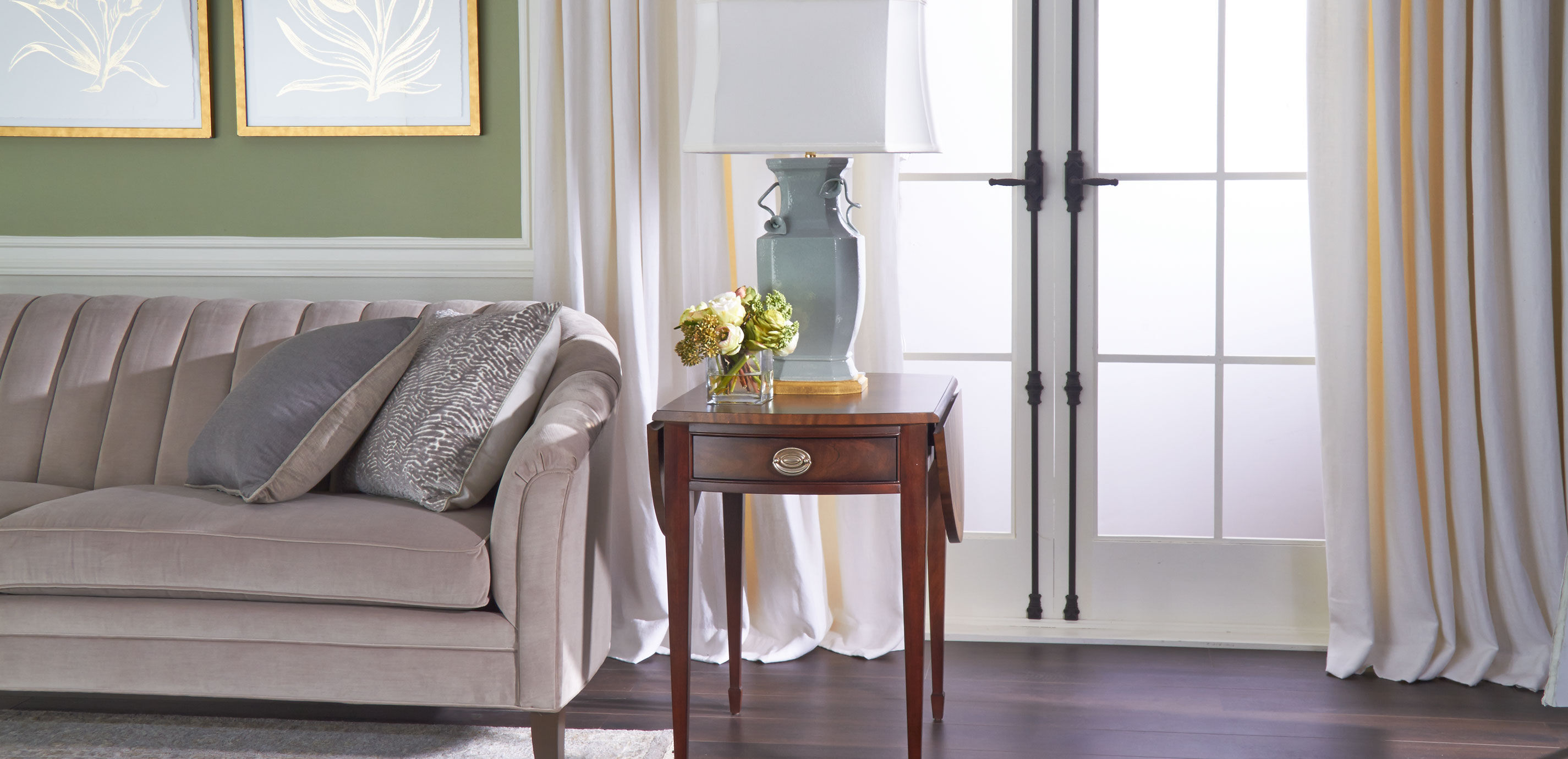 Lillie Ceramic Table Lamp_8