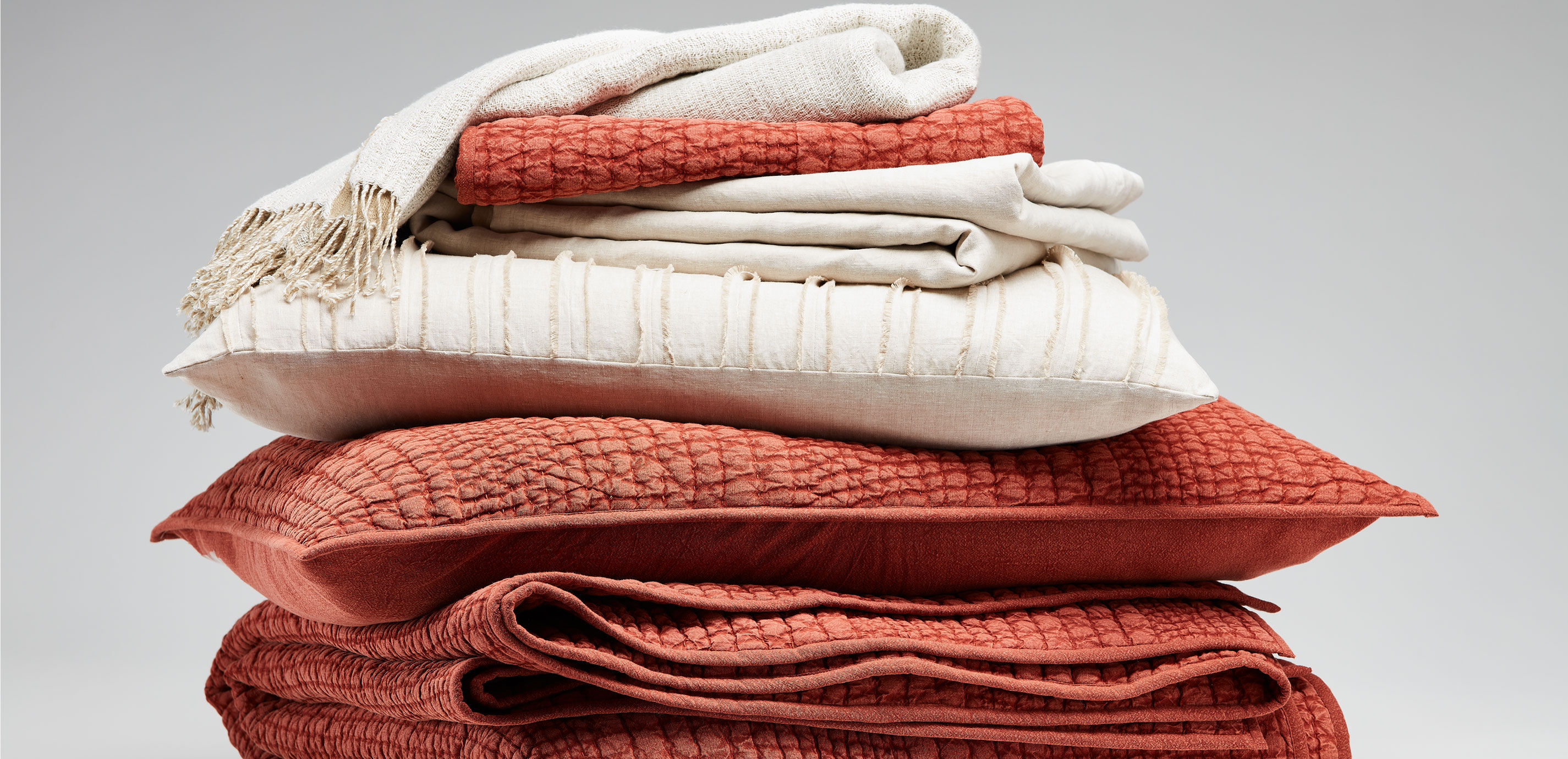 Garment-Dyed Pebble Quilt and Sham_2