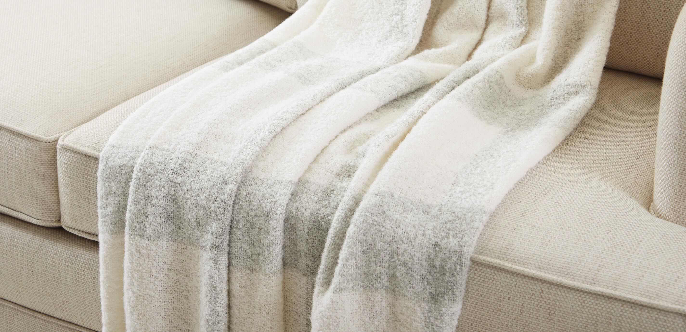 Plaid Alpaca Throw_3