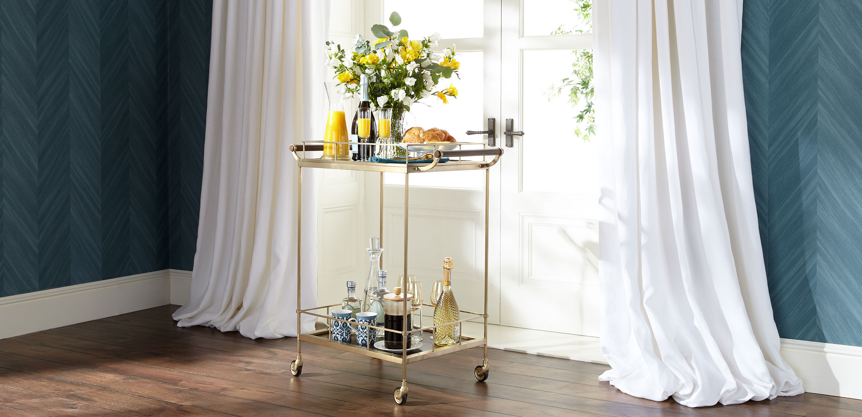 Luzana Metal Bar Cart_12