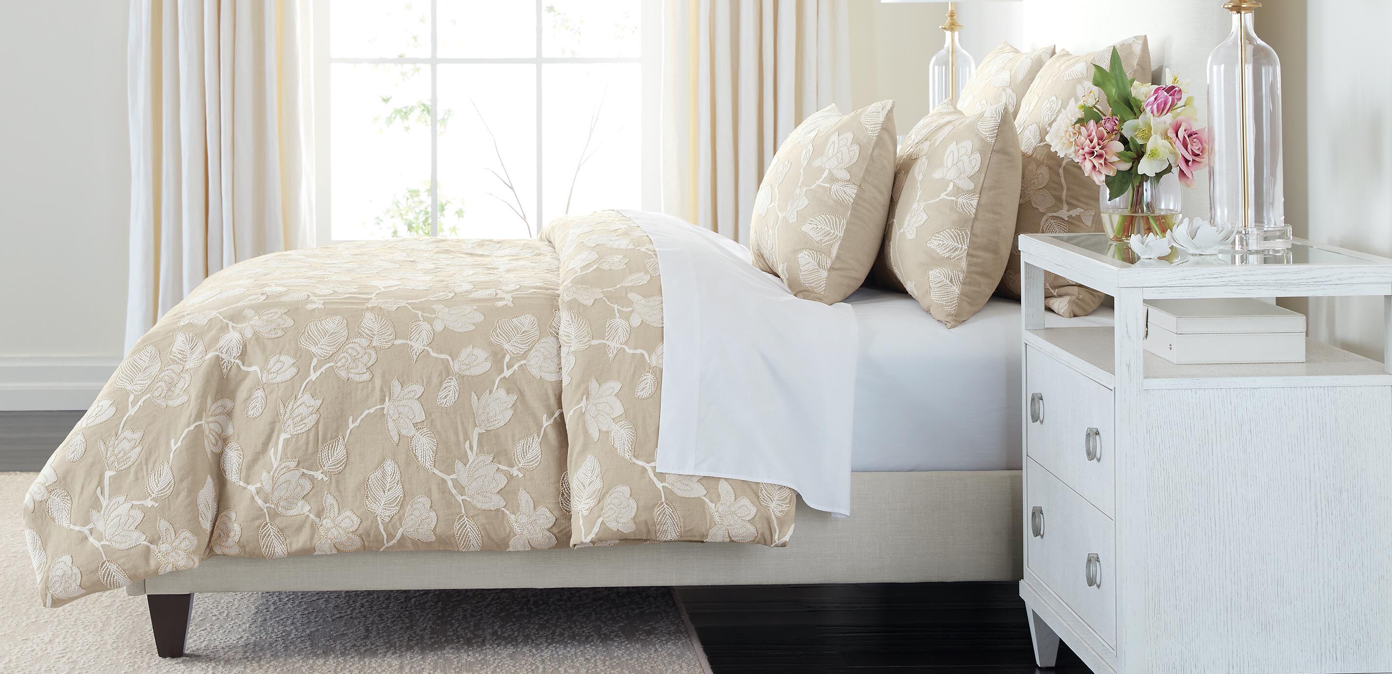 Linen-Blend Floral Embroidered Duvet Cover and Shams Set, Natural_1