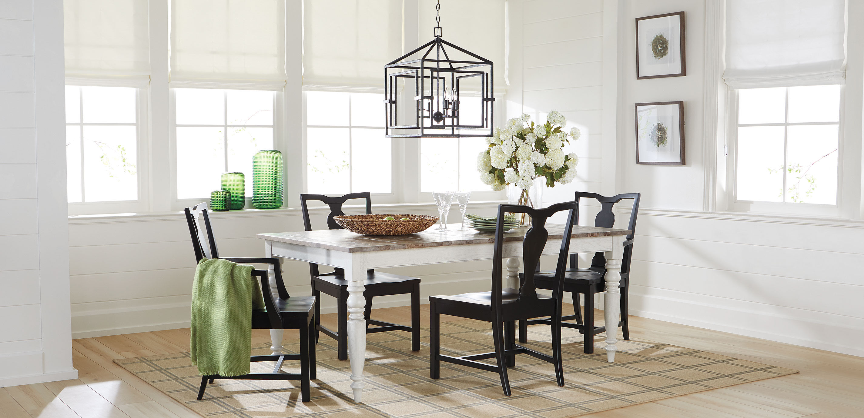 Large Lucira Emerald Vase_7