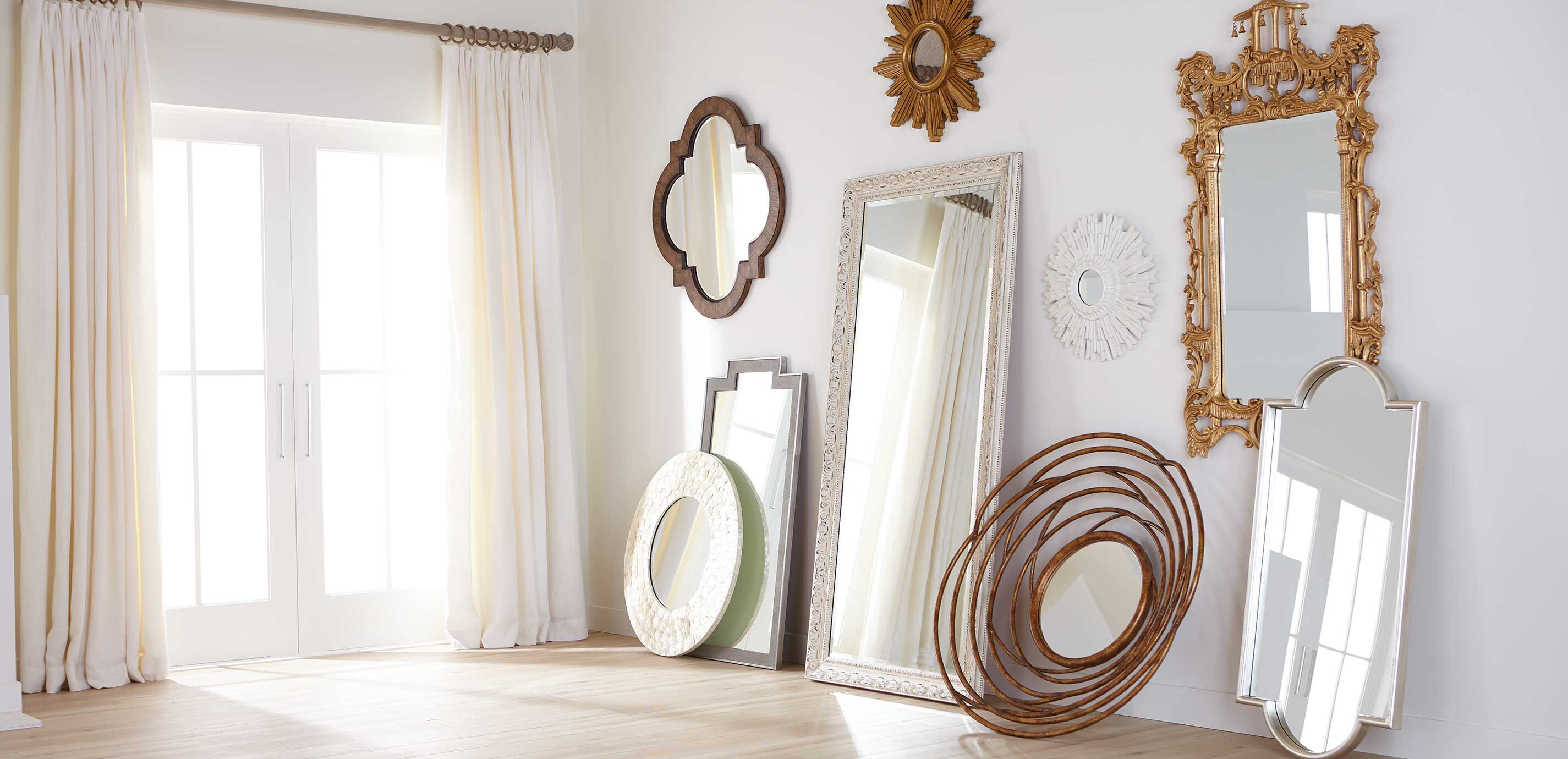 Light Quatrefoil Mirror_2
