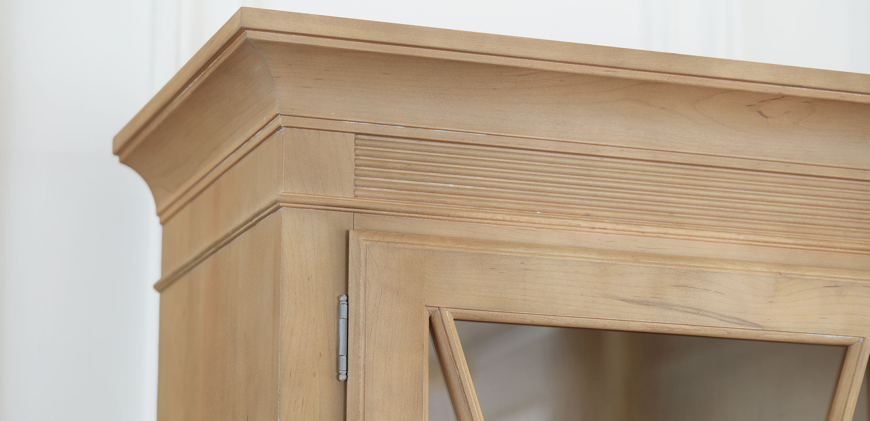 Davos Tall Display Cabinet with Glass Doors_12