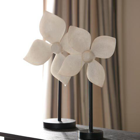 Kousa Flower on Stand Product Tile Hover Image 432416