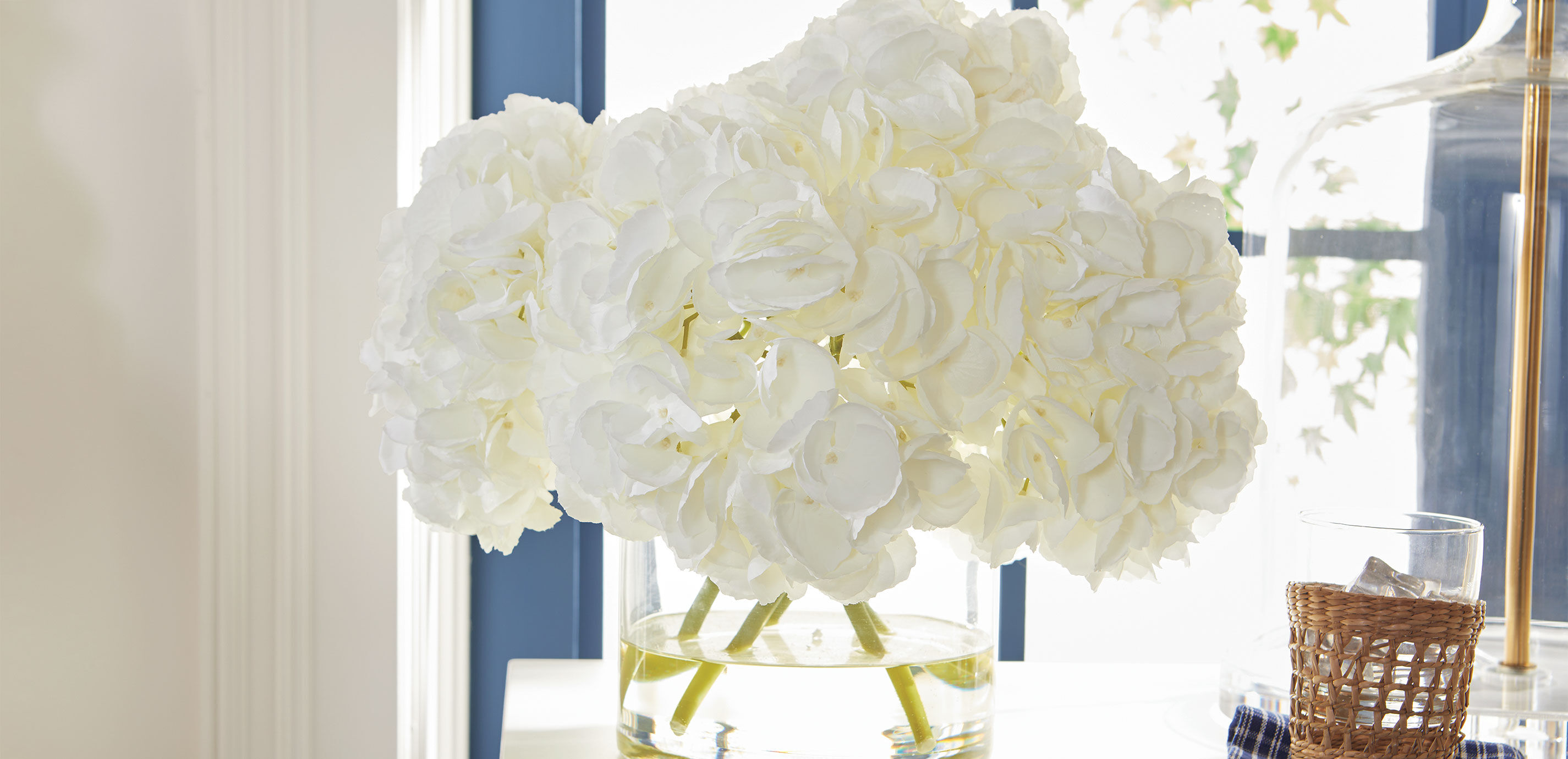 White Hydrangea Watergarden_4