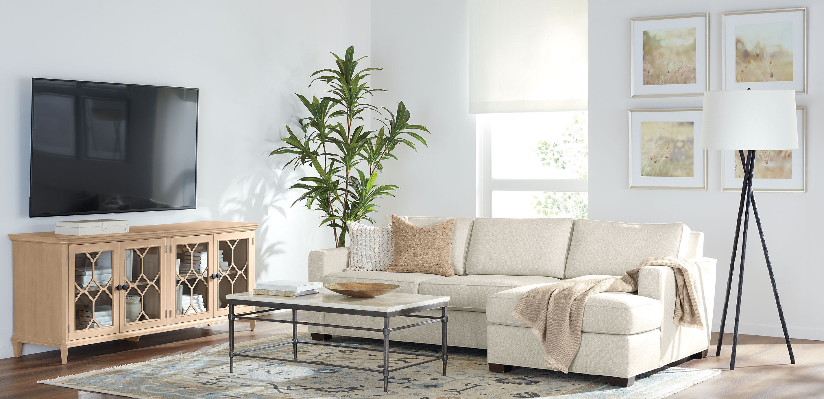 Milania Floor Lamp_1