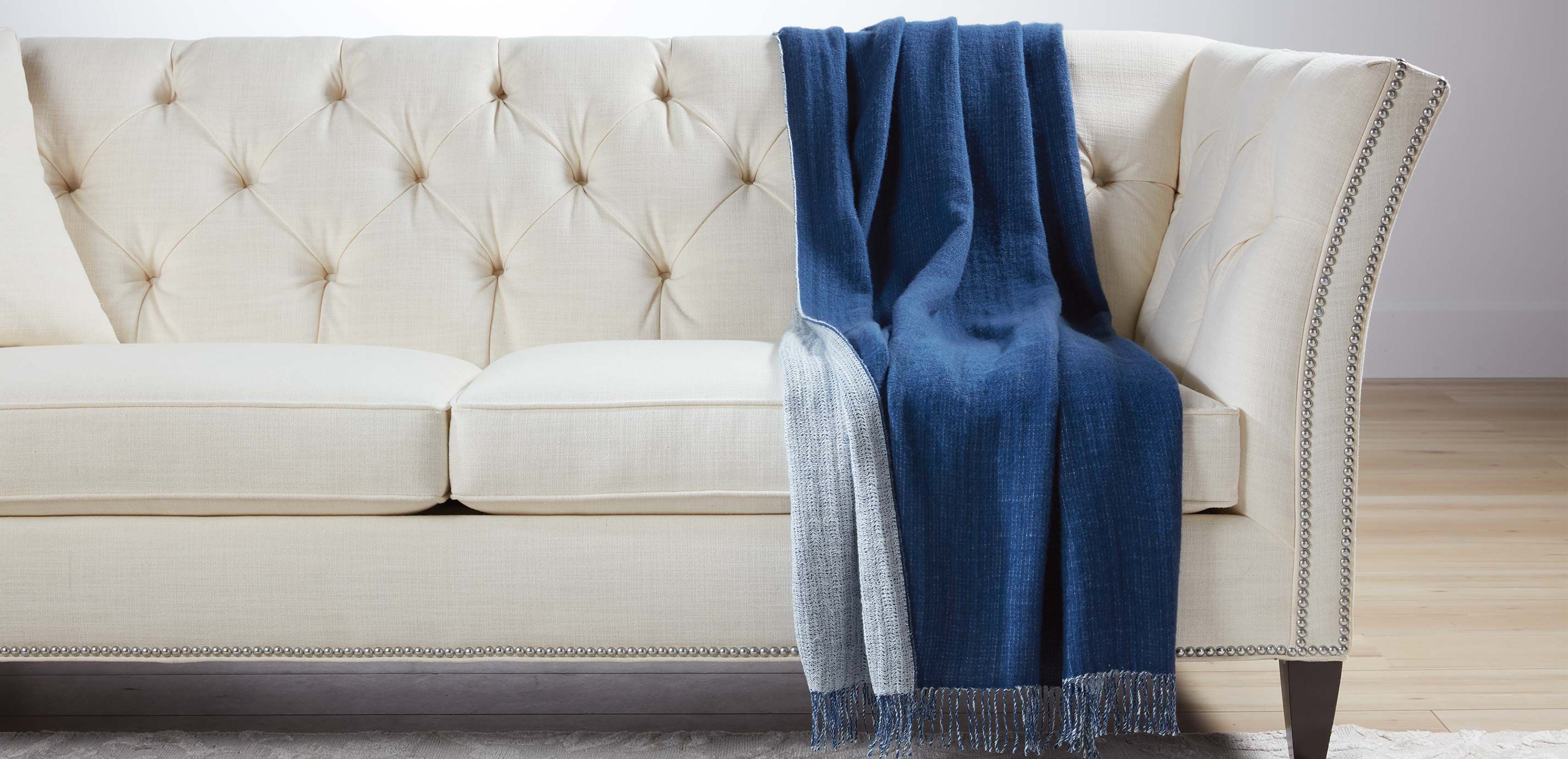 Oasi Reversible Throw