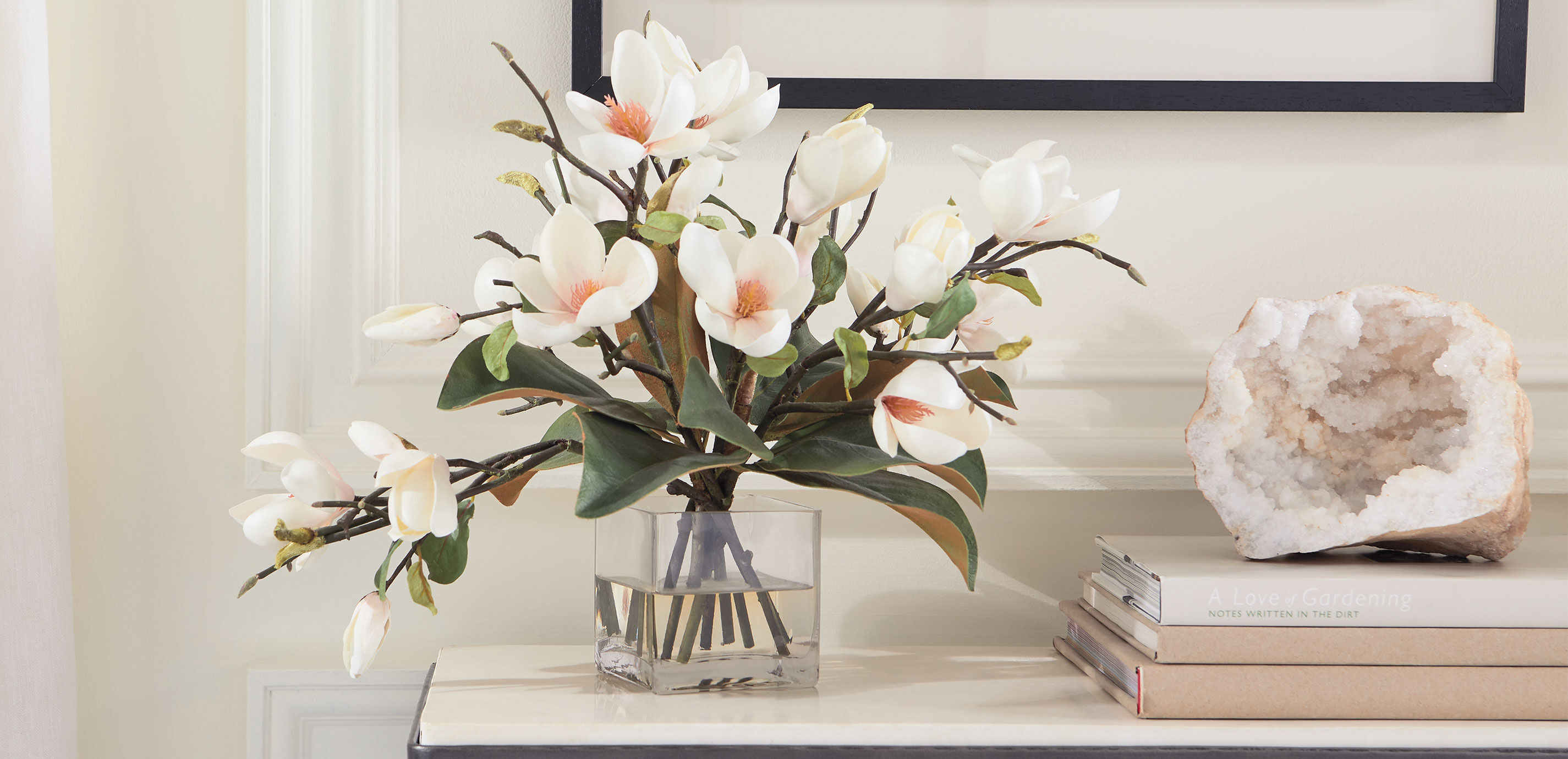 Magnolia Foliage Watergarden in Glass Cube_6