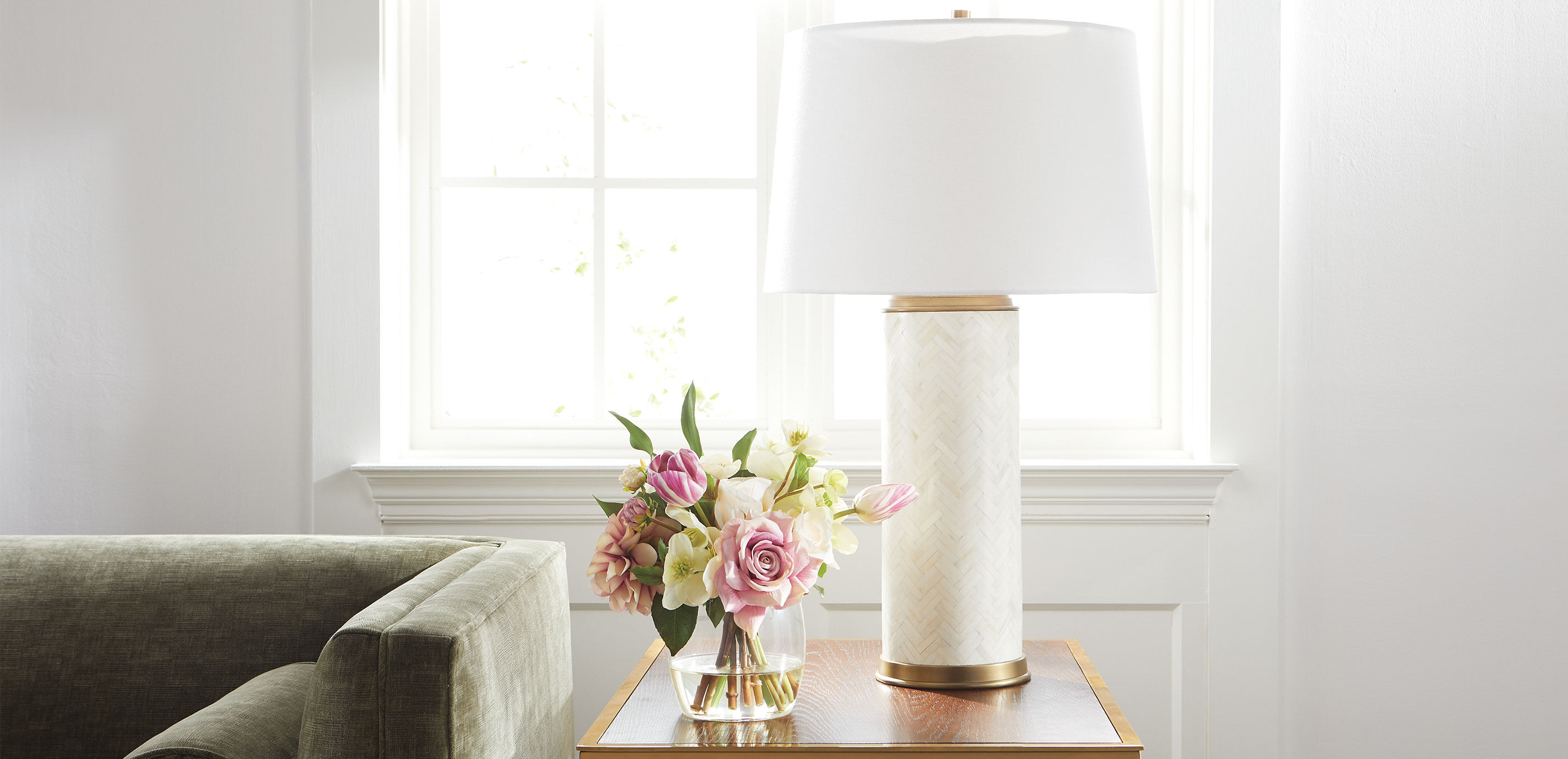 Vaughn Bone Table Lamp_4