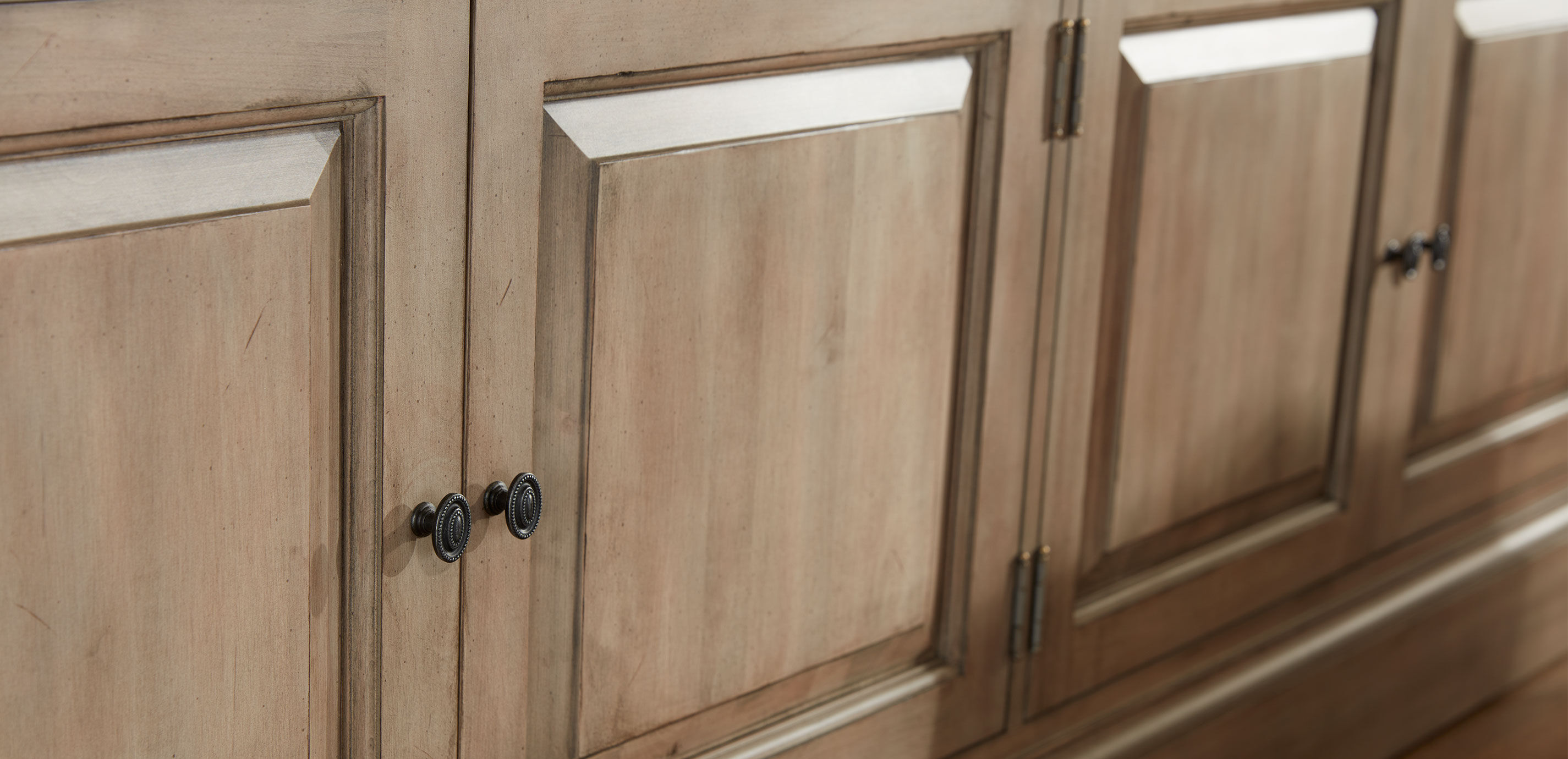 Large Villa Media Cabinet_8