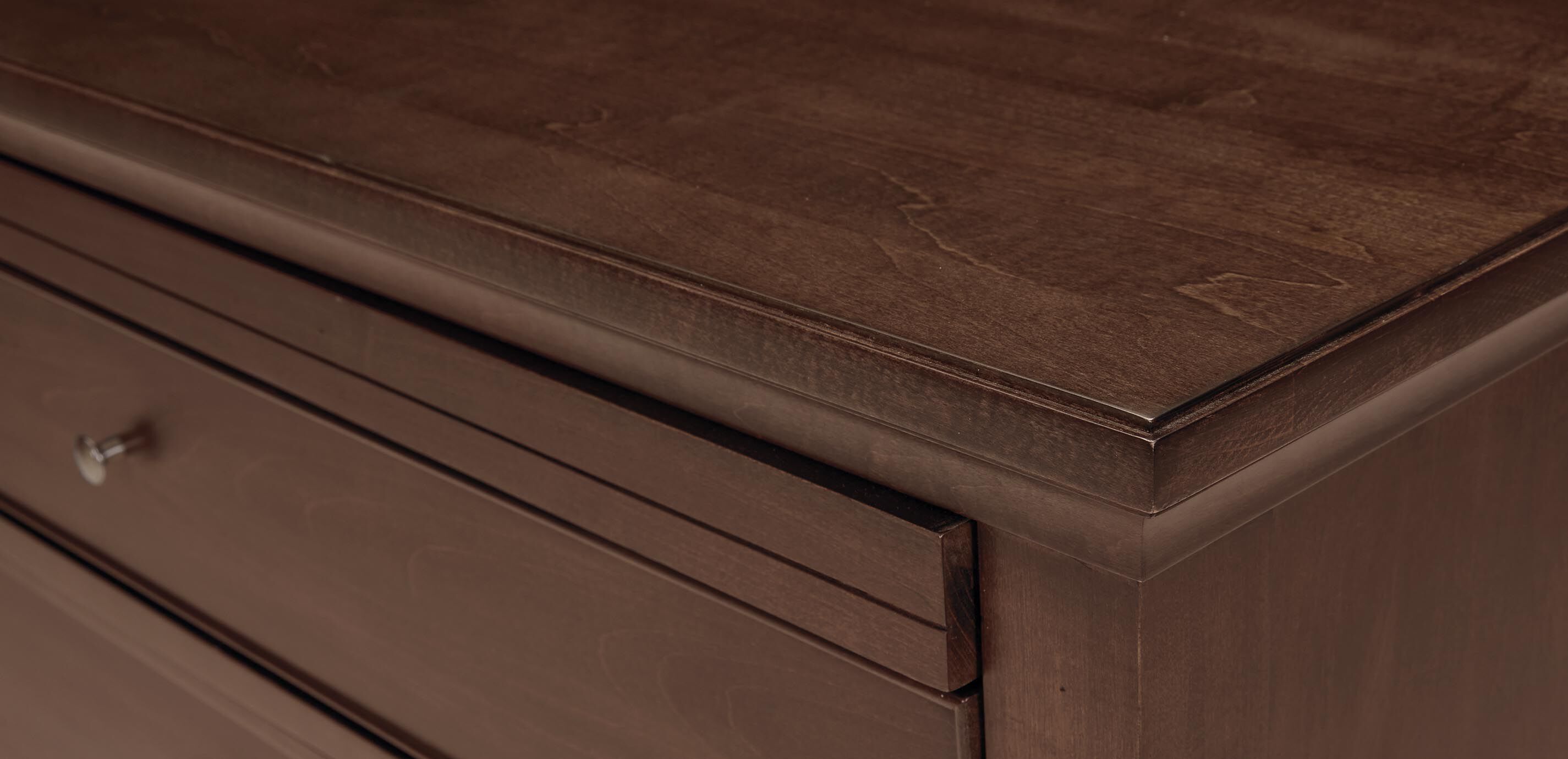 Paeton Three-Drawer Chest_5