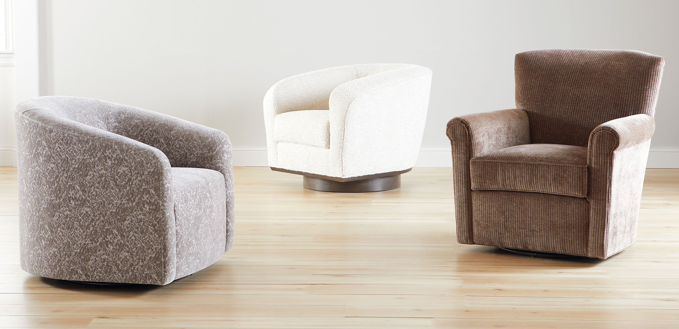 Turner Roll-Arm Swivel Chair_9