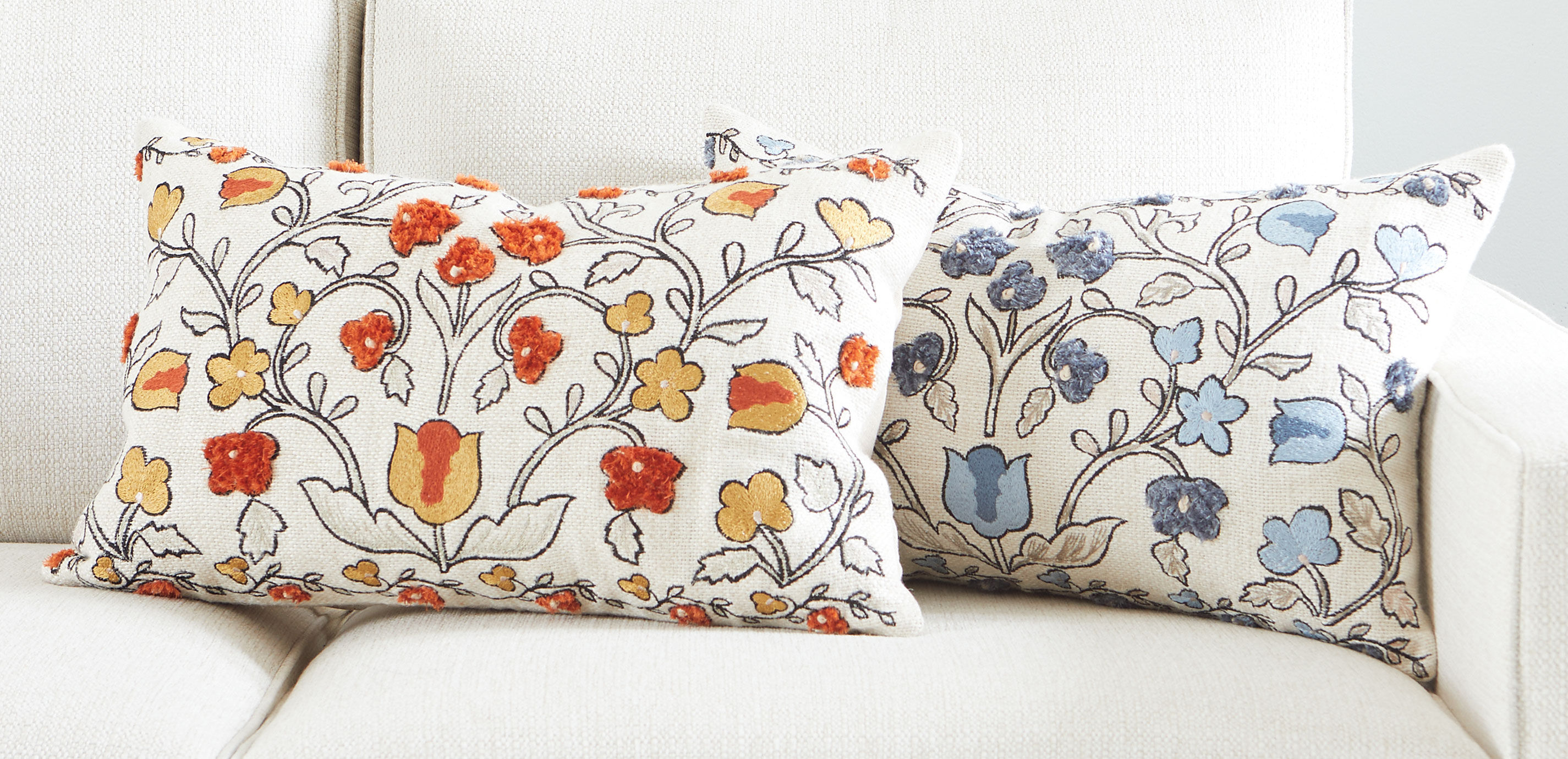 Embroidered Eyelash Fringe Pillow_4