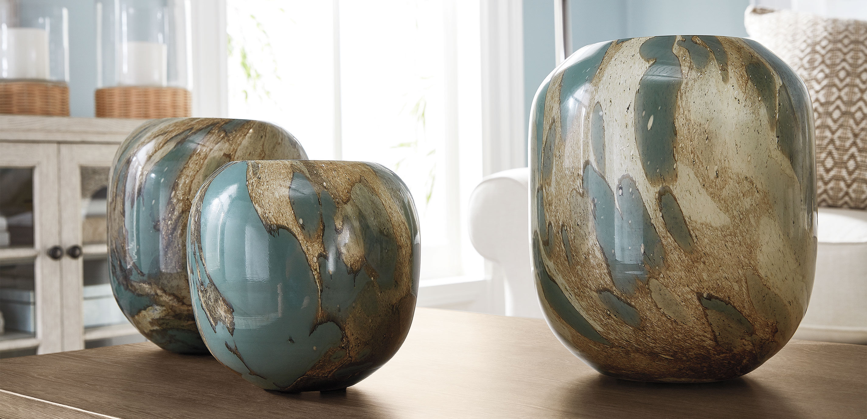 Avani Swirled Glass Vase_4