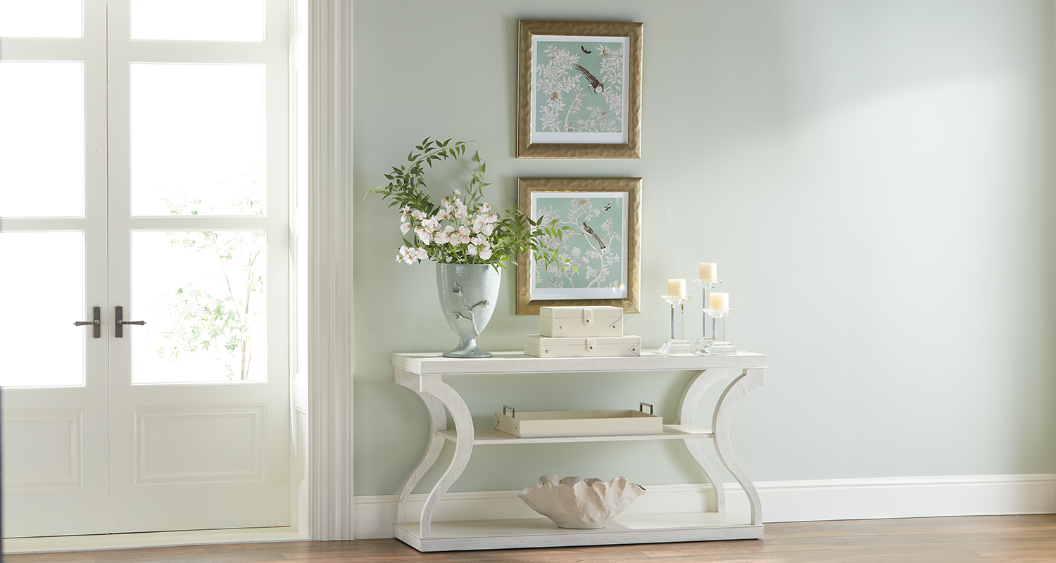 Delicate Details Entryway Main Image