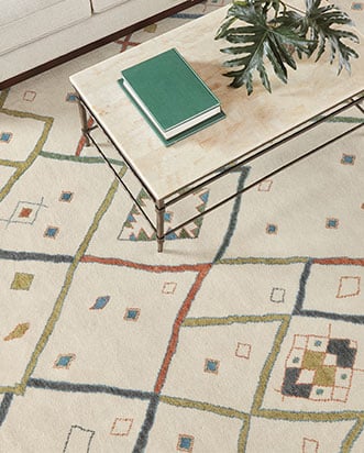 Tapis &agrave; motifs modernes