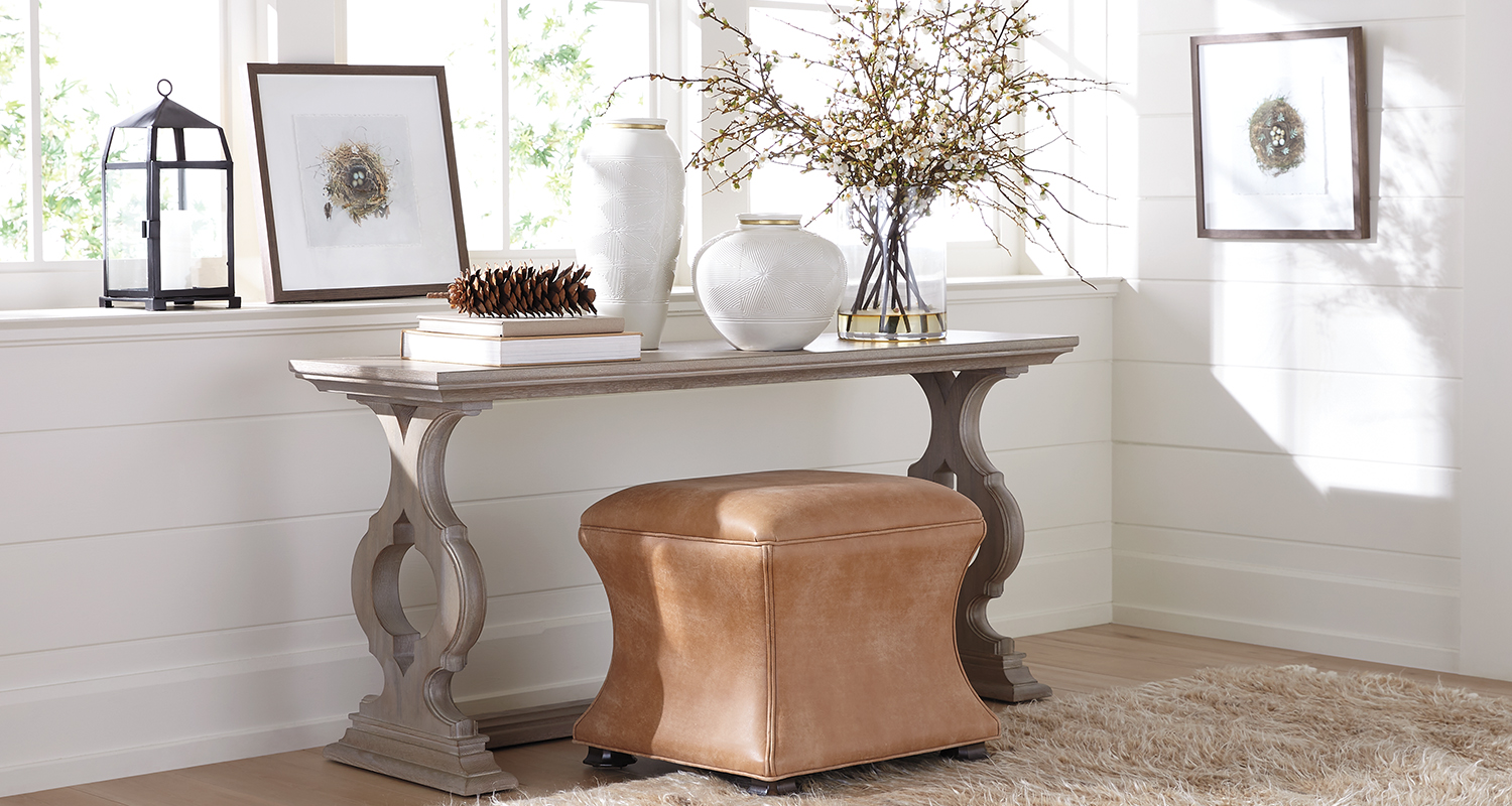 Woodsy Welcome Entryway Main Image